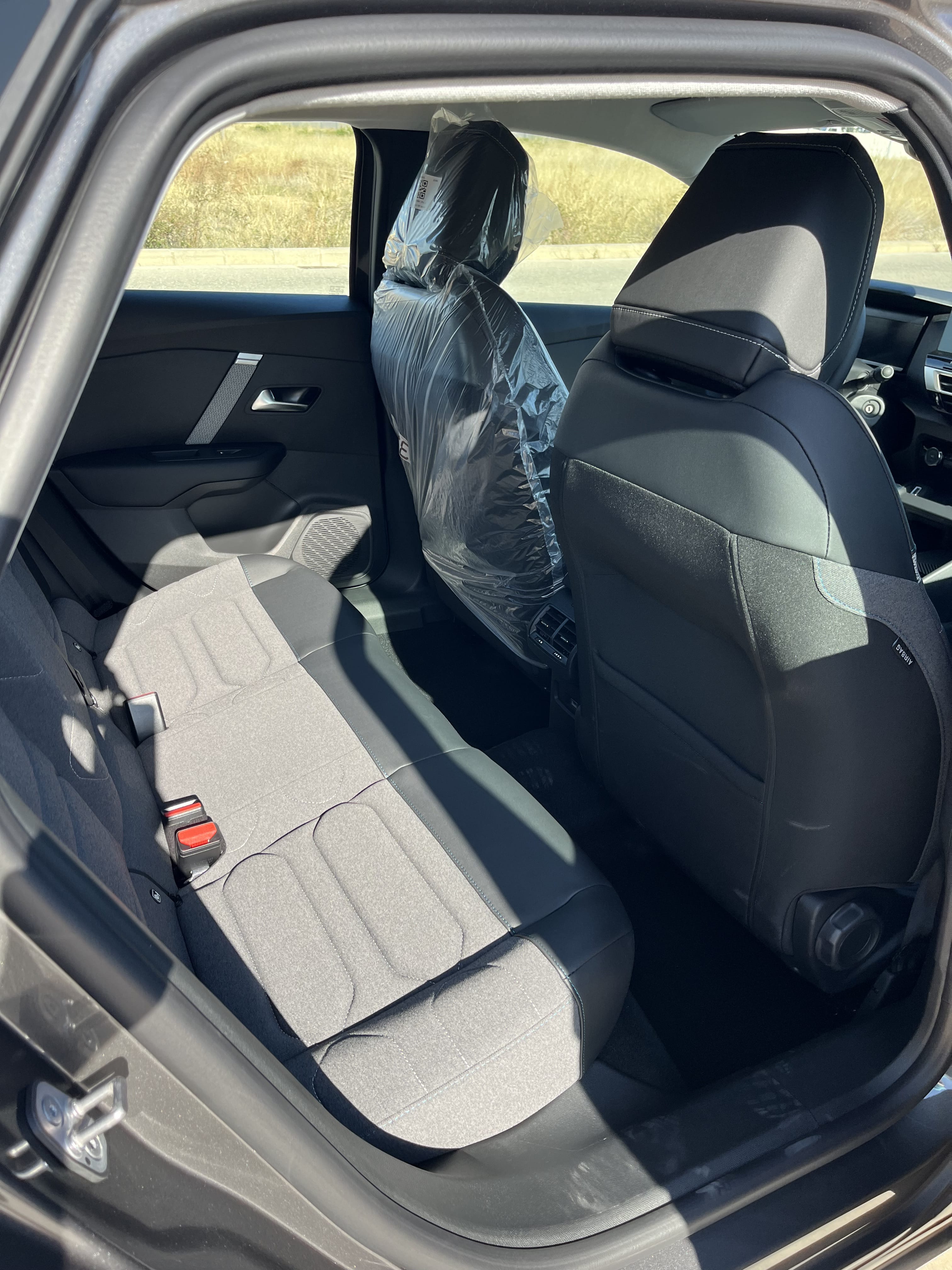 Citroen C4 mit Dashcam