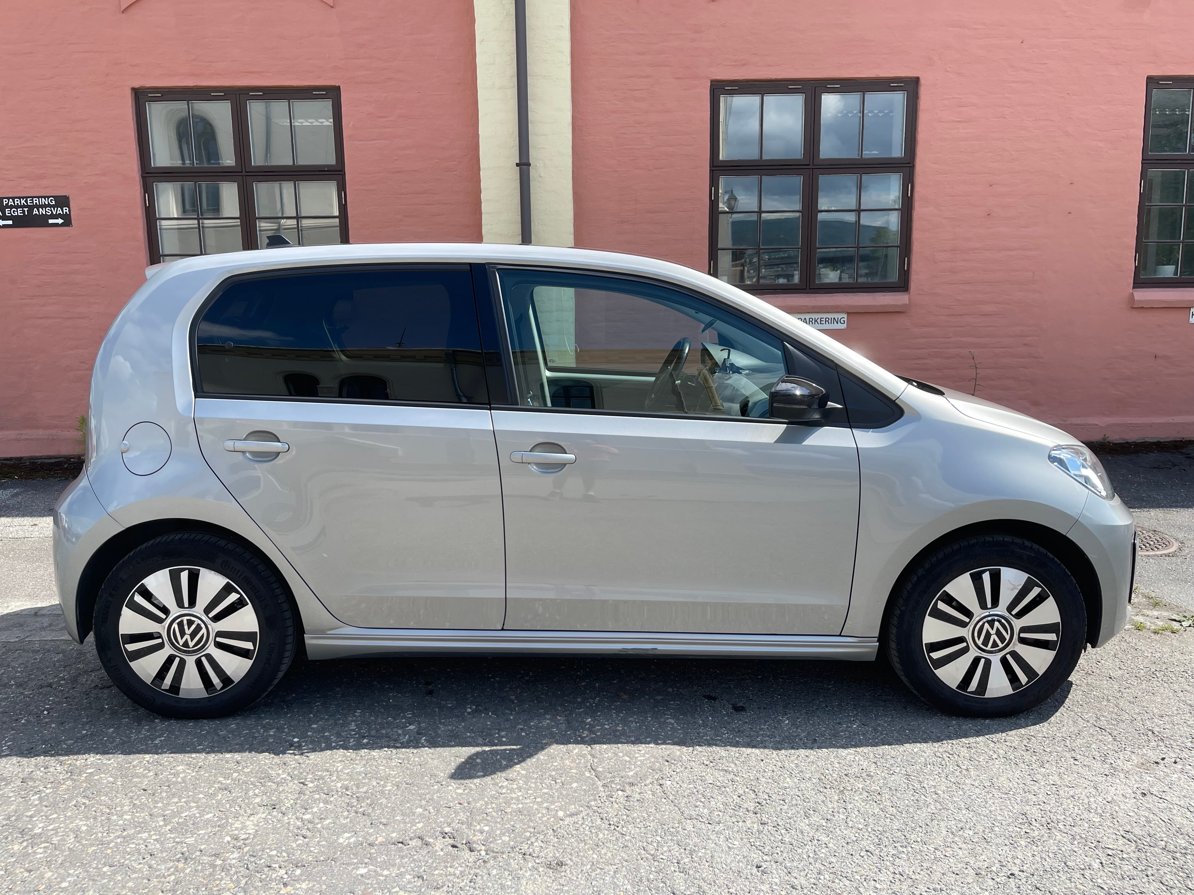 Volkswagen e-Up ! med USB ladeuttak