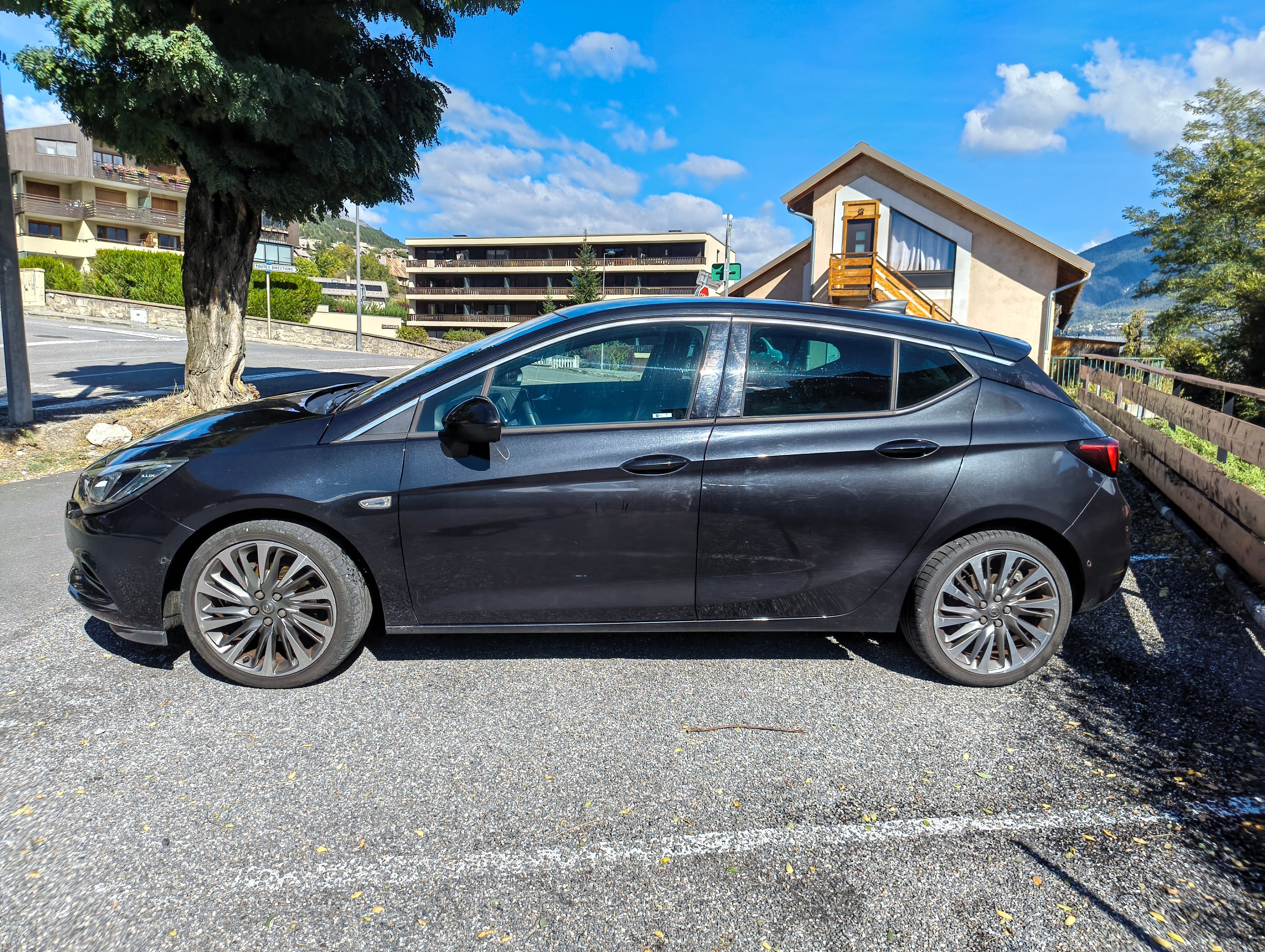 Opel Astra avec Climatisation