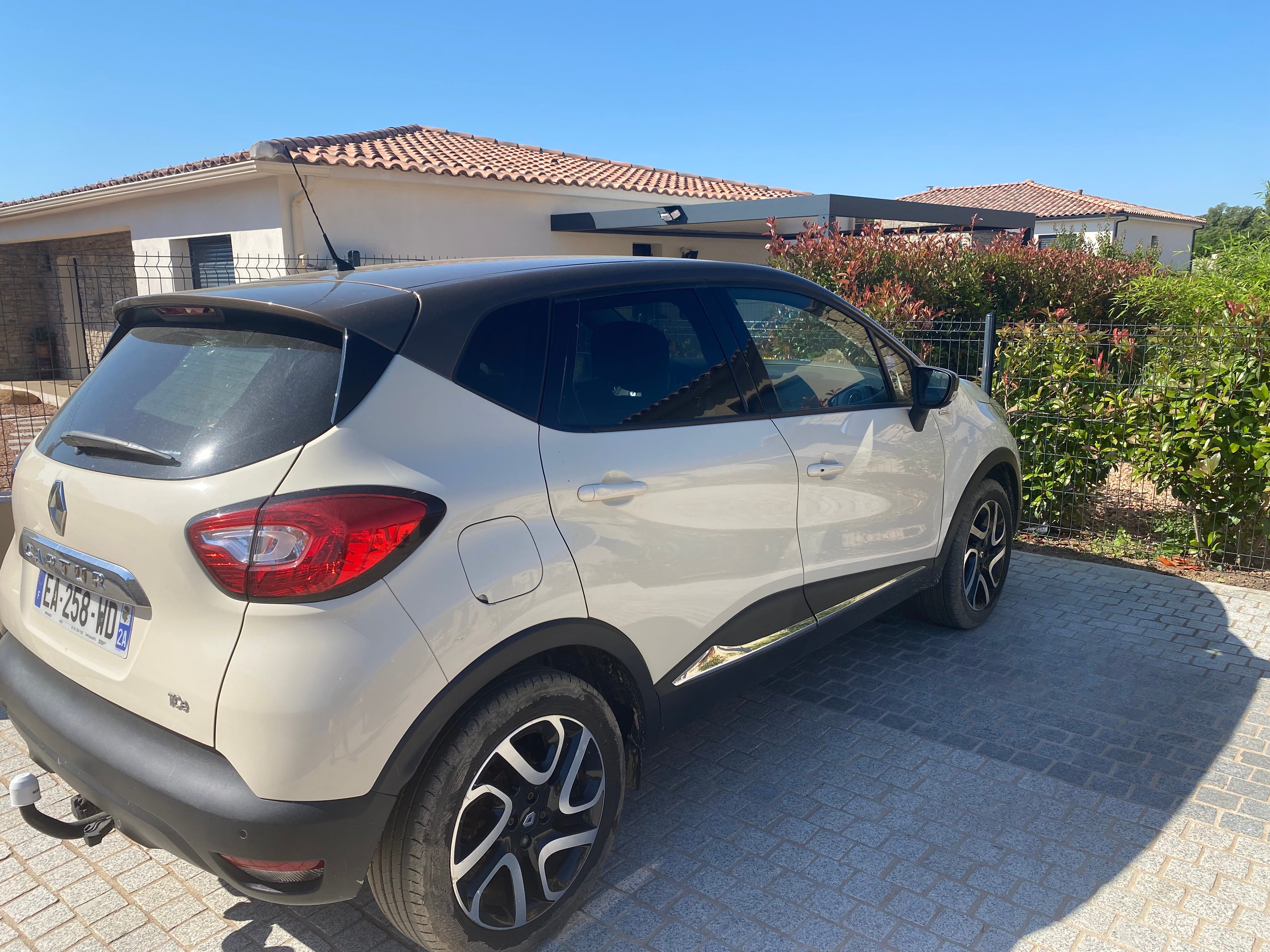 Renault Captur, 2016, Essence 95, automatique