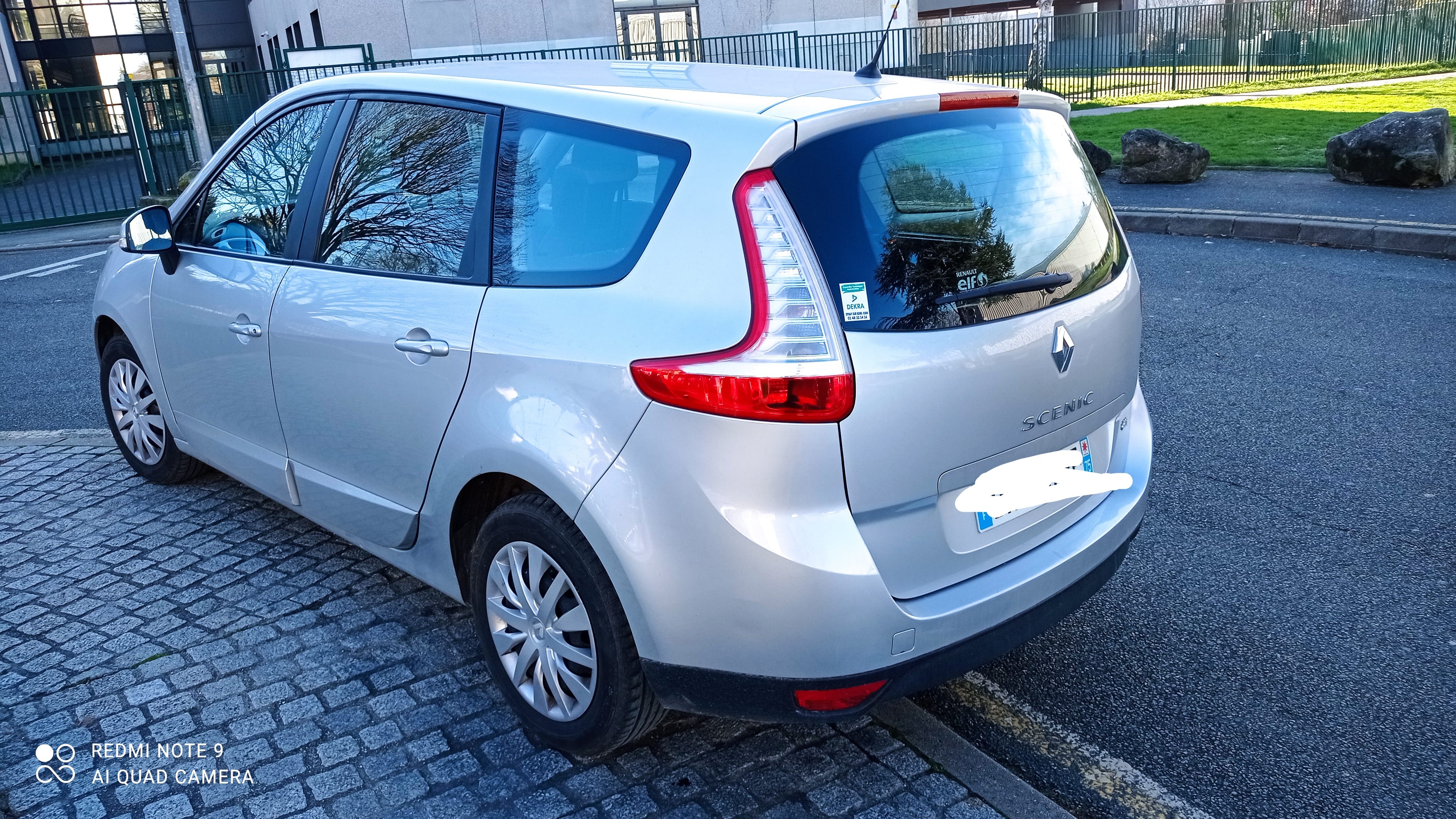 Renault Scenic 1.5 DCI avec Climatisation
