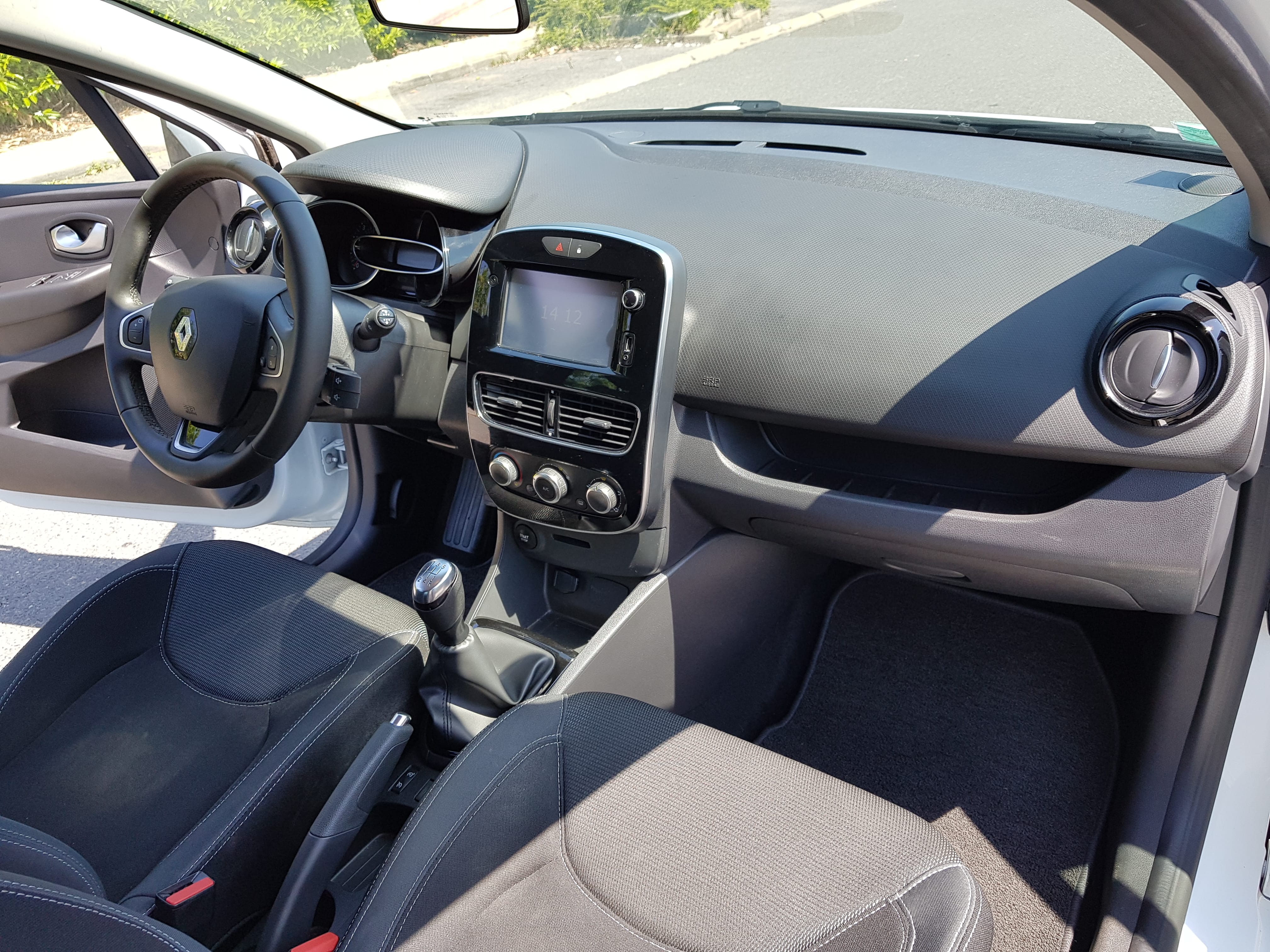 Renault Clio CHATILLON - FD481HR avec GPS