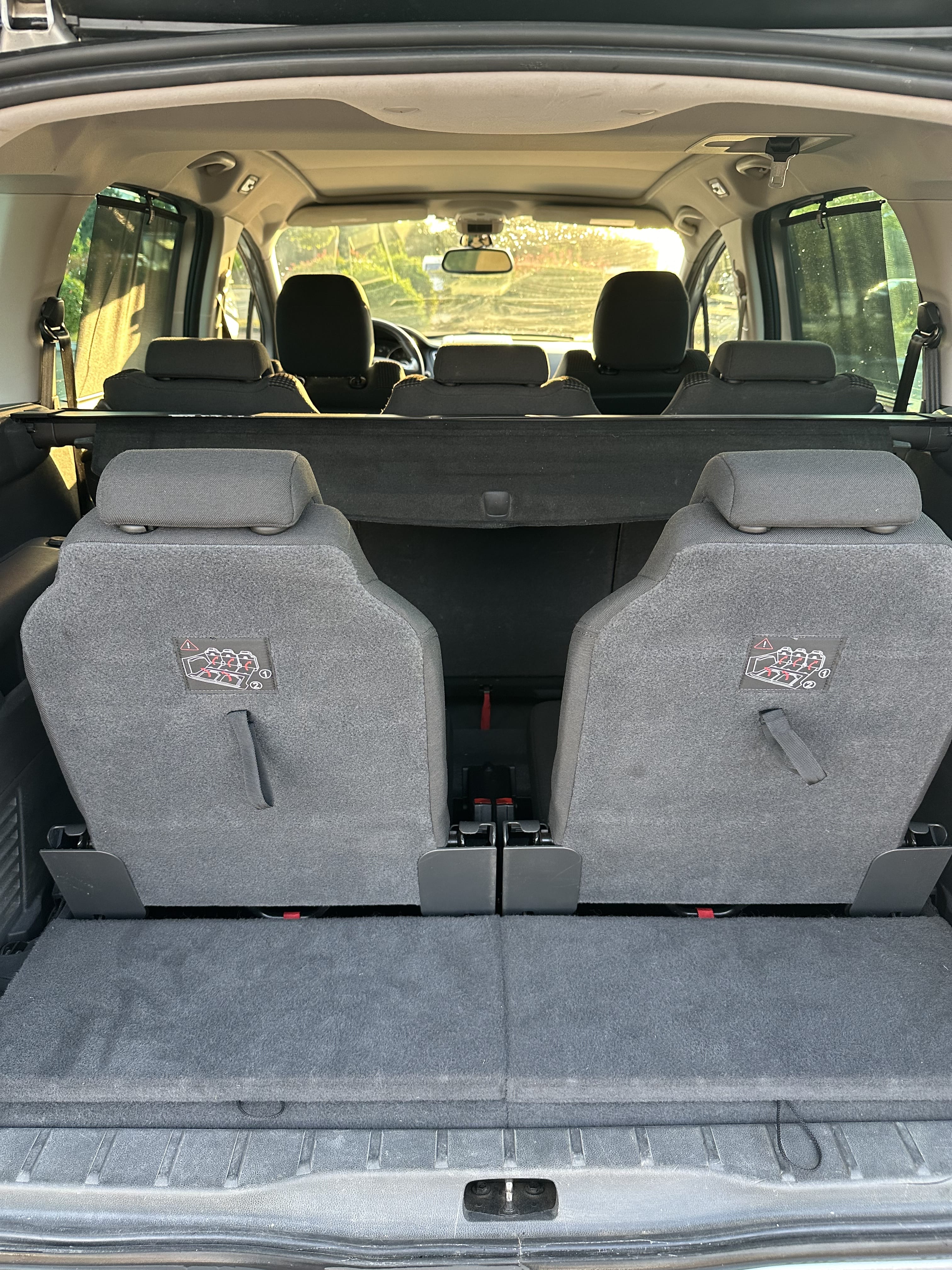 Peugeot 5008 avec Coffre de toit