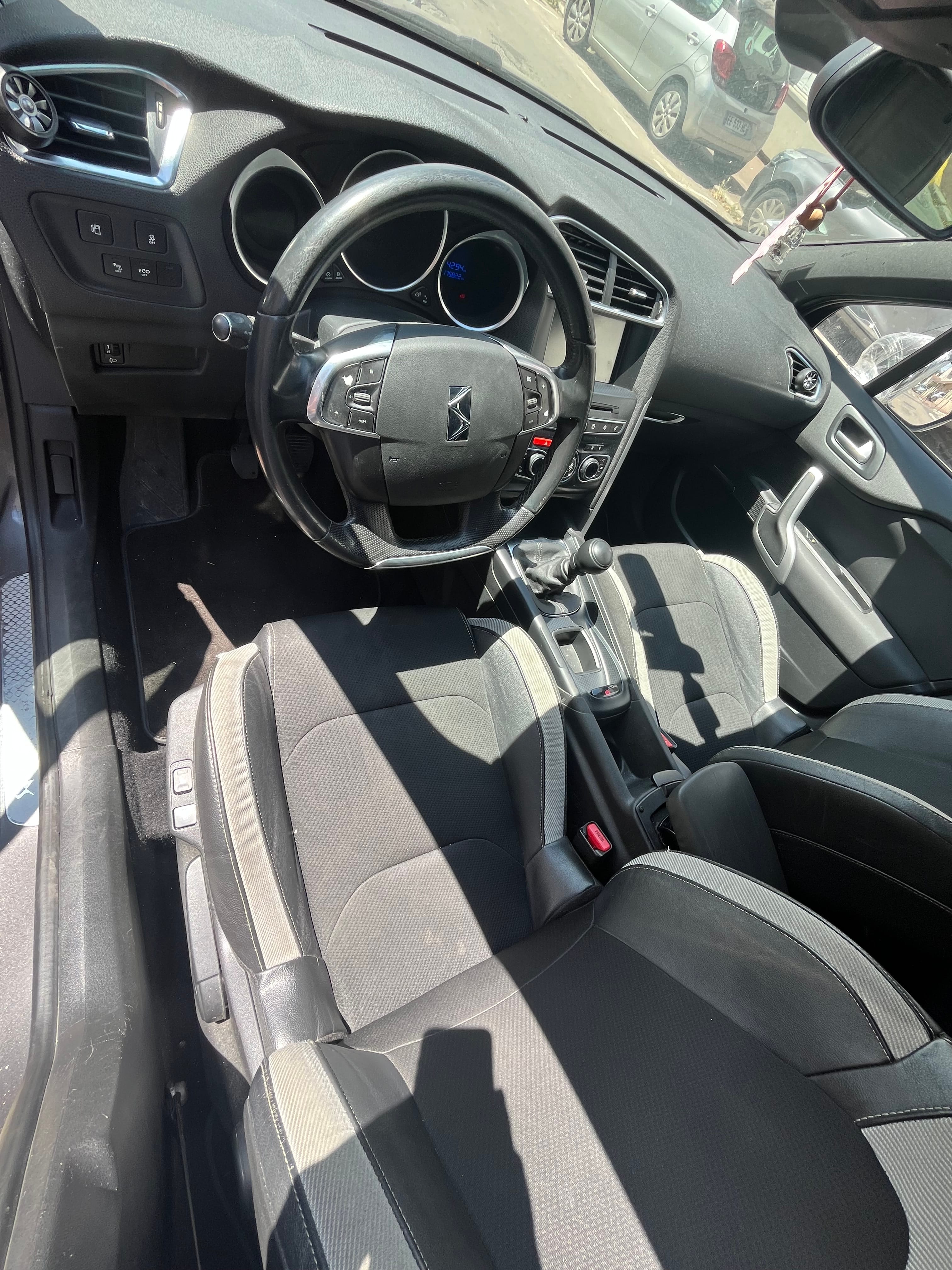 Citroen DS4 avec GPS