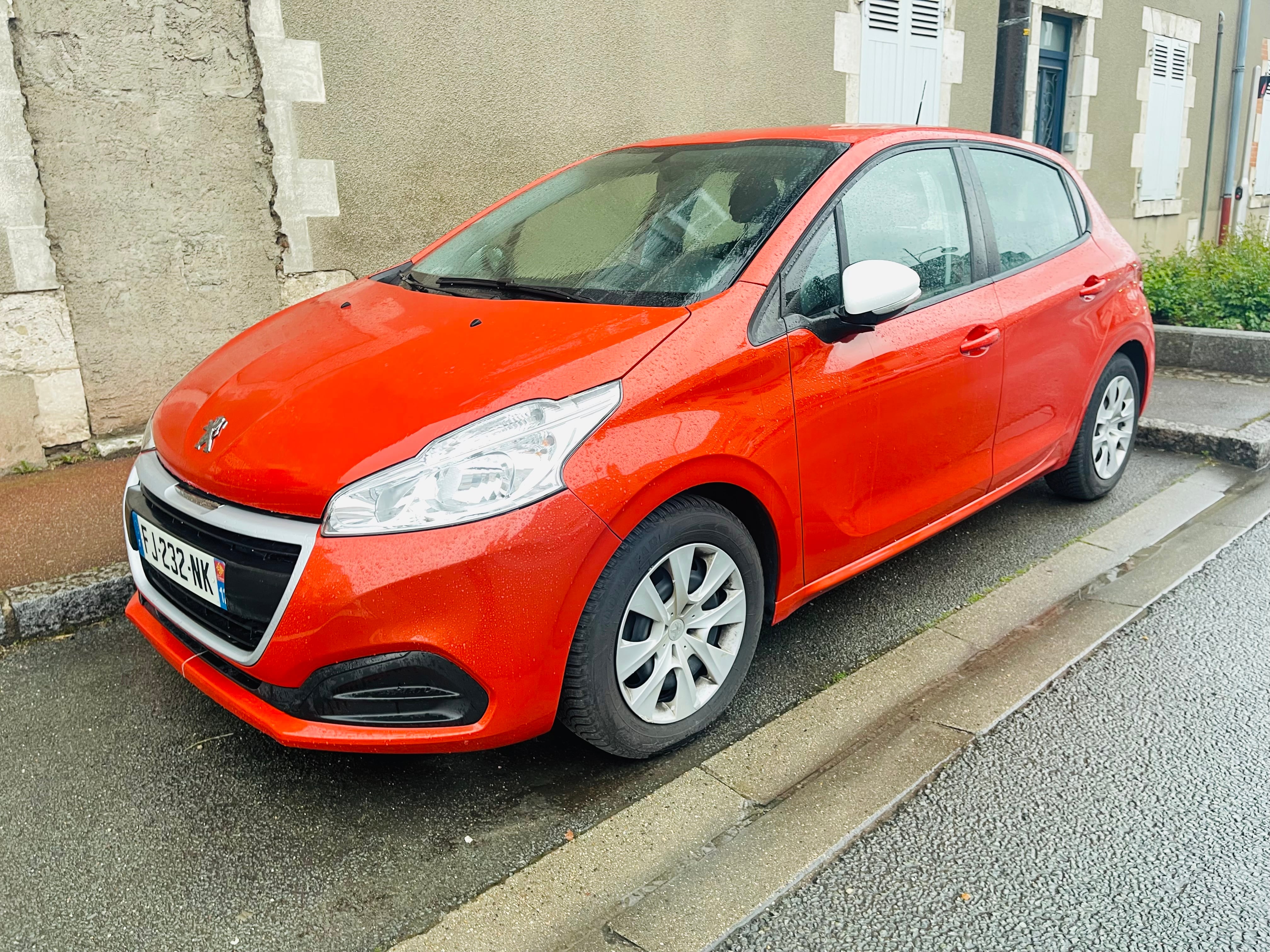 Peugeot 208, 2019, Essence 95