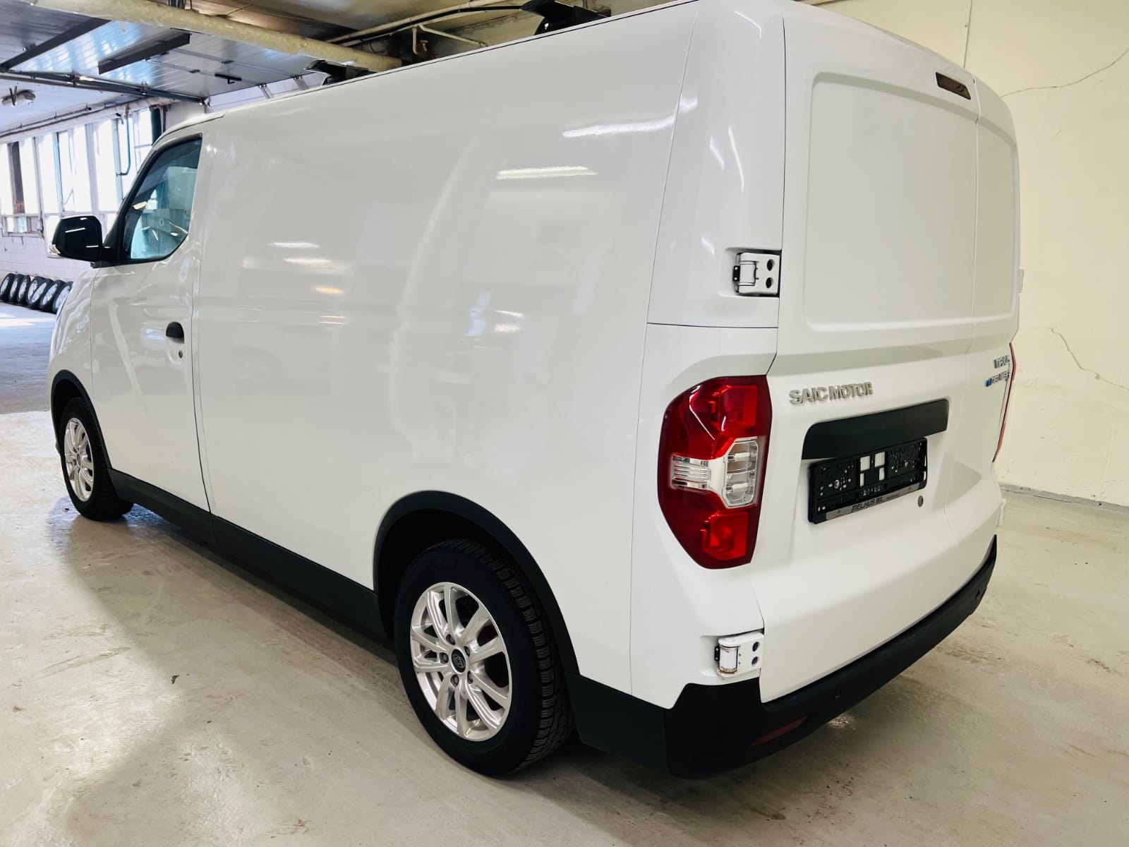 Maxus eDeliver 3 Rekkevidde 238km WLTP 	4,8 m3 med Bluetooth audio
