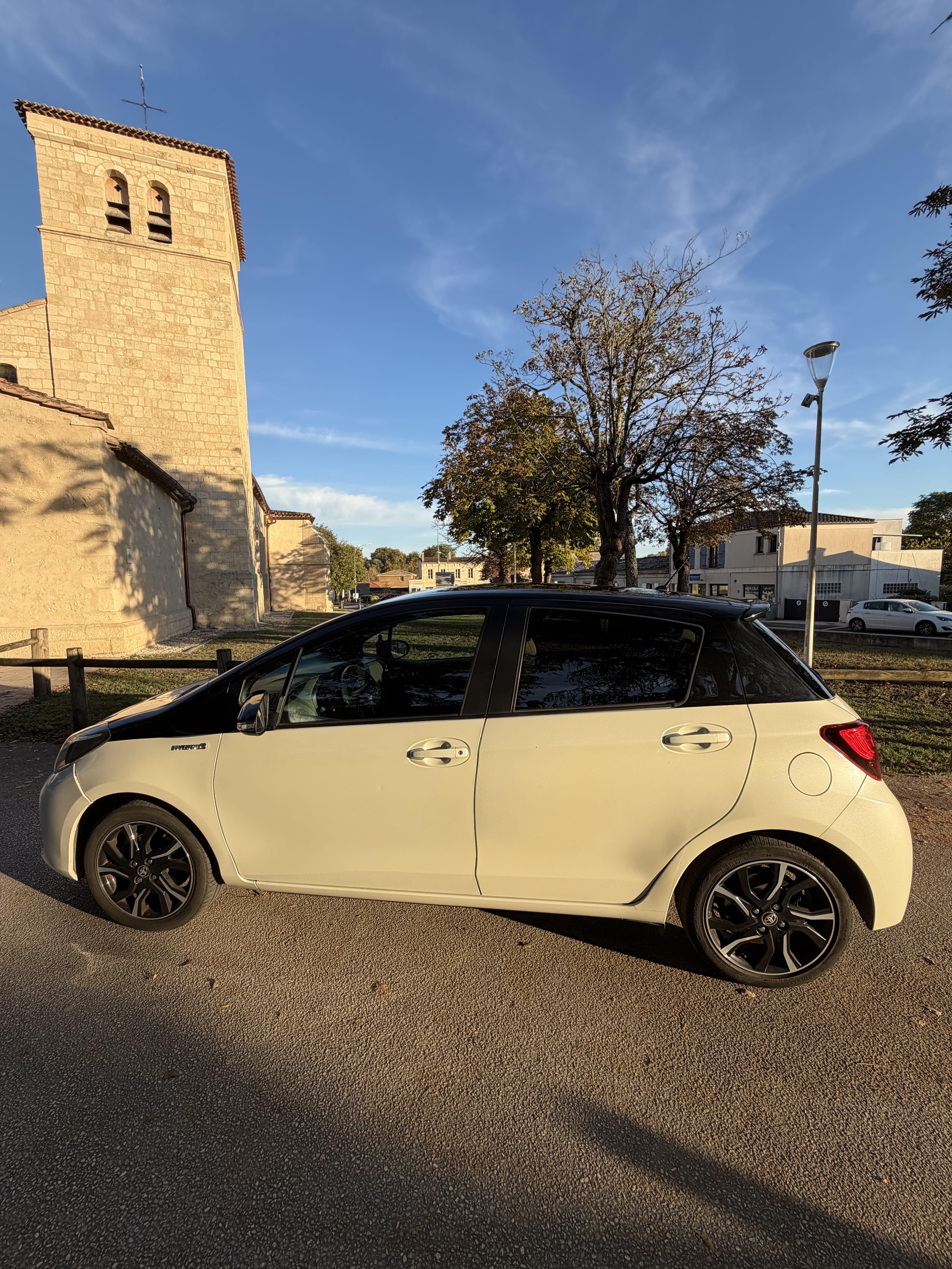 Toyota Yaris Hybride avec Climatisation