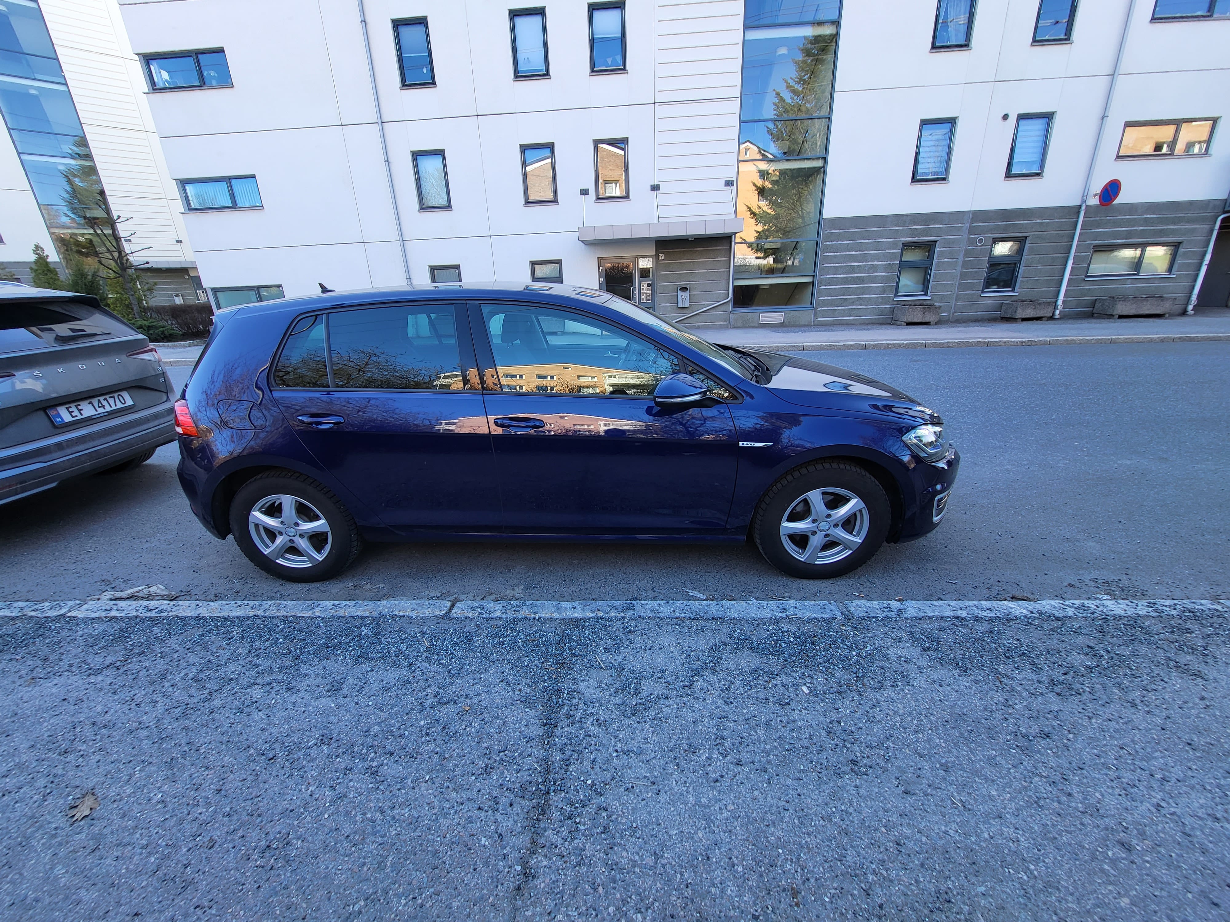 Volkswagen e-Golf with Air conditioning