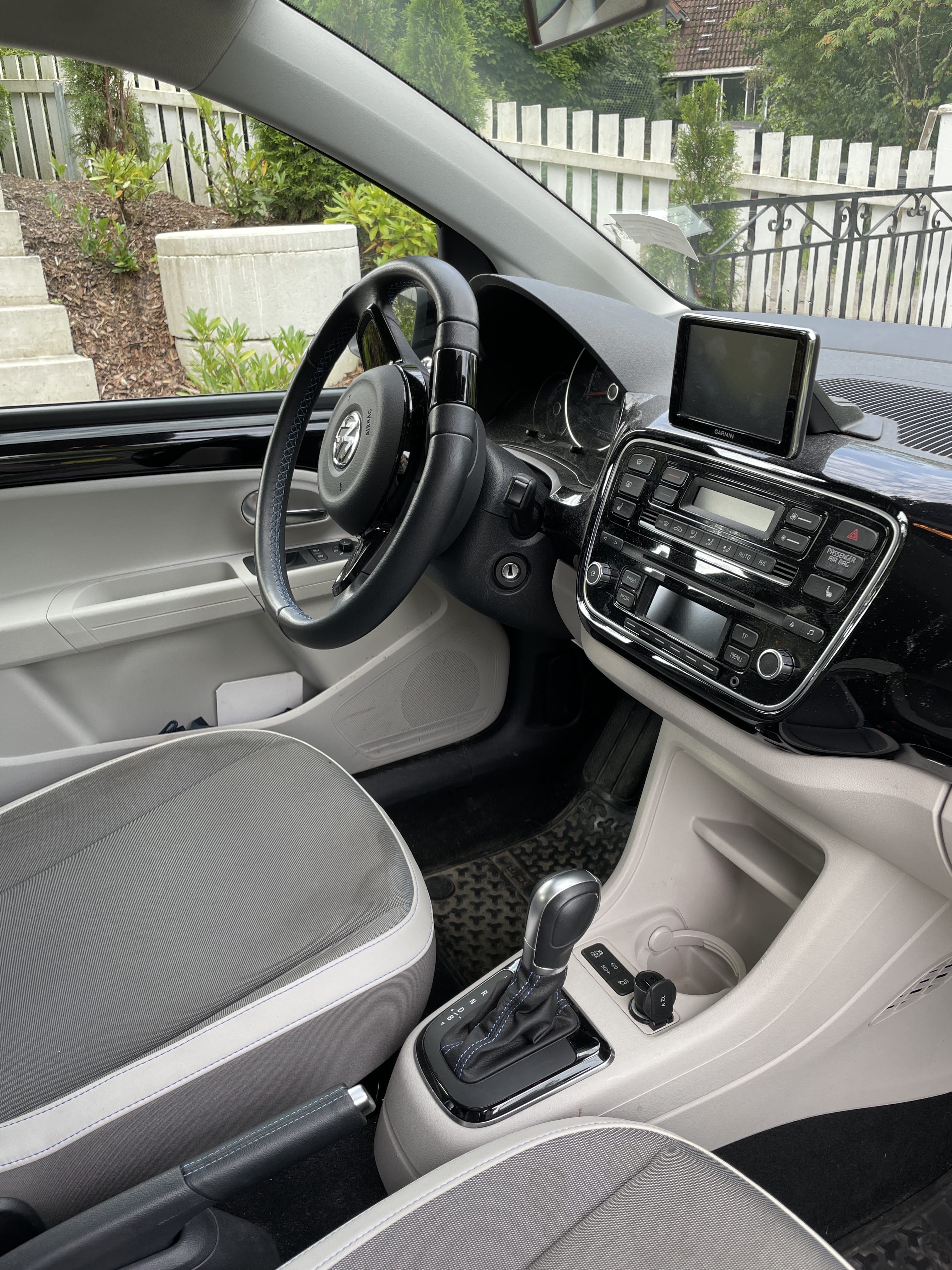 Volkswagen e-Up ! med Lydinngang