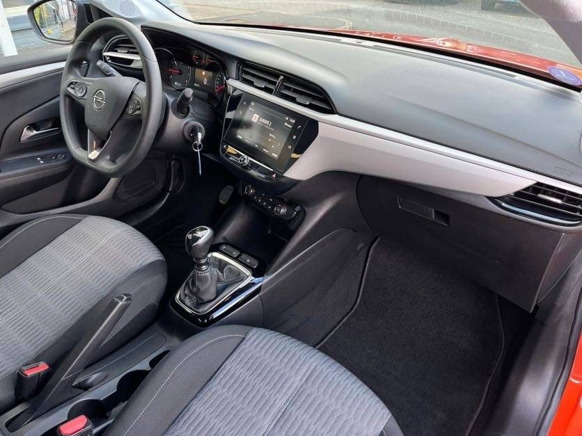 Opel Corsa avec Régulateur de vitesse