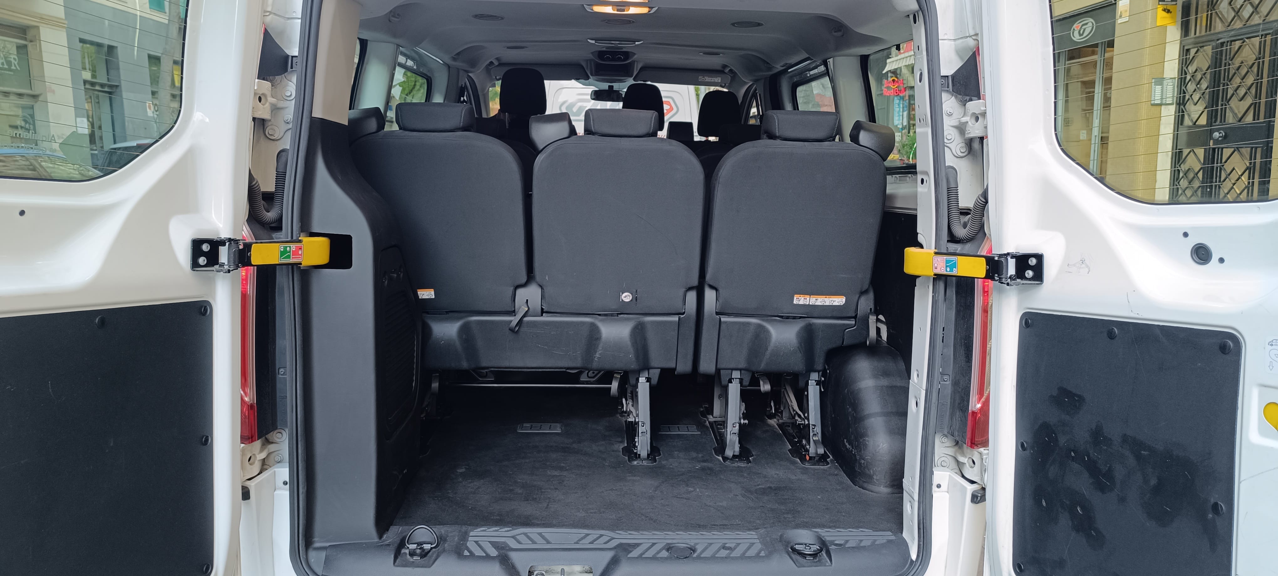 Ford Transit Custom Kombi 9 plazas met GPS