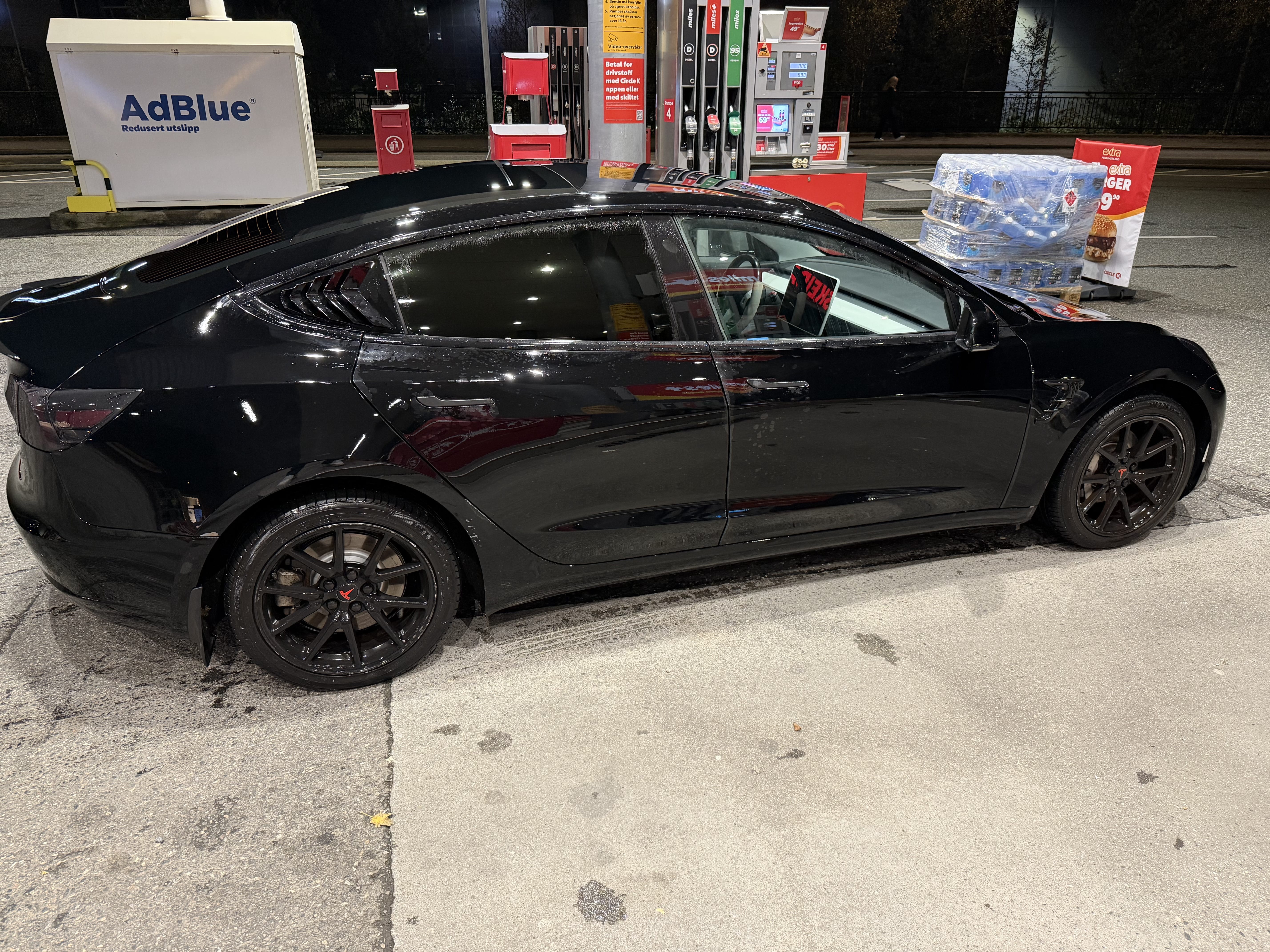 Tesla Model 3 Long Range med GPS