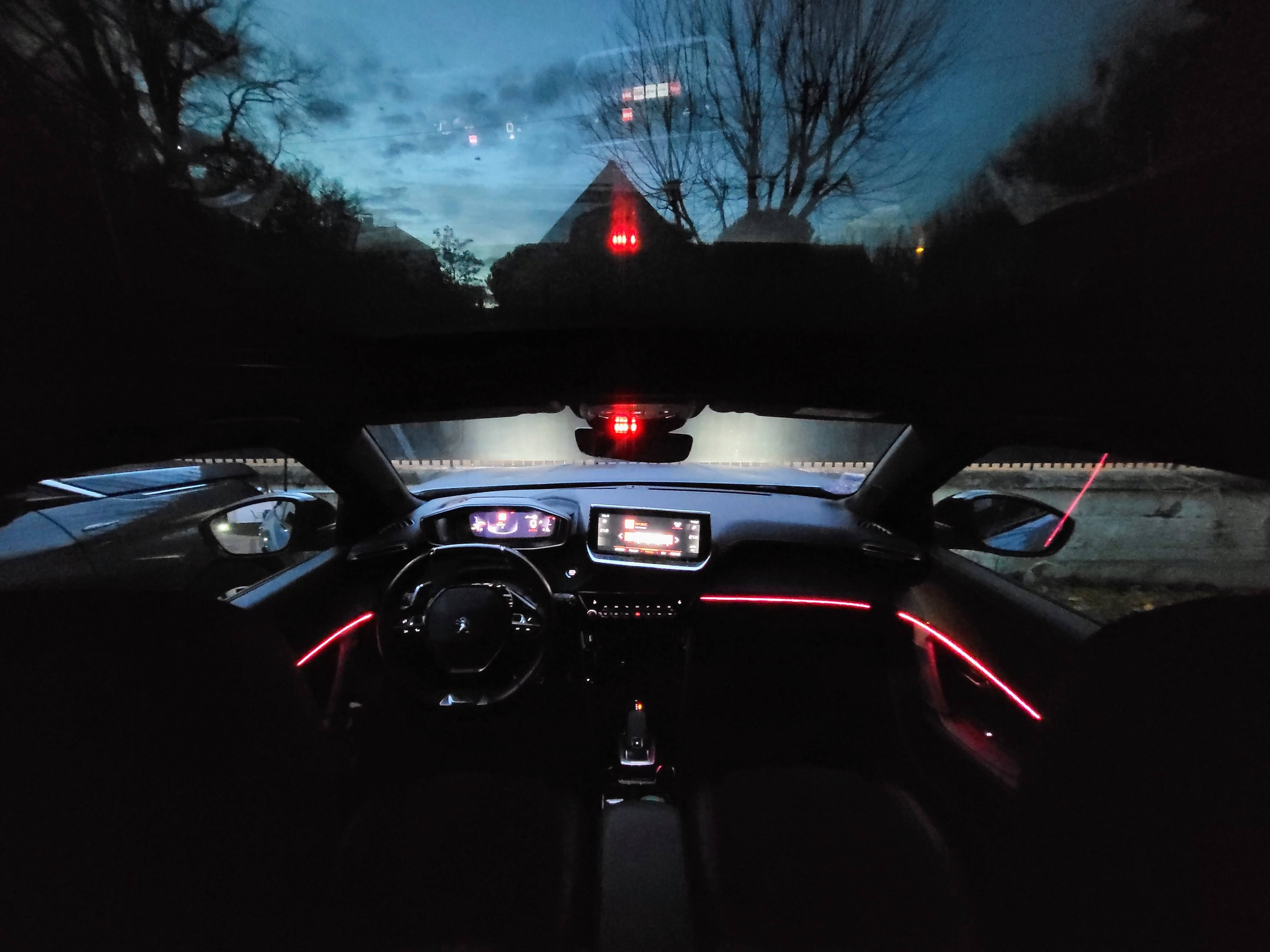 Peugeot 2008 *LIVRAISON* GT Line Toit ouvrant + Sièges chauf + Android Apple Carplay avec Régulateur de vitesse