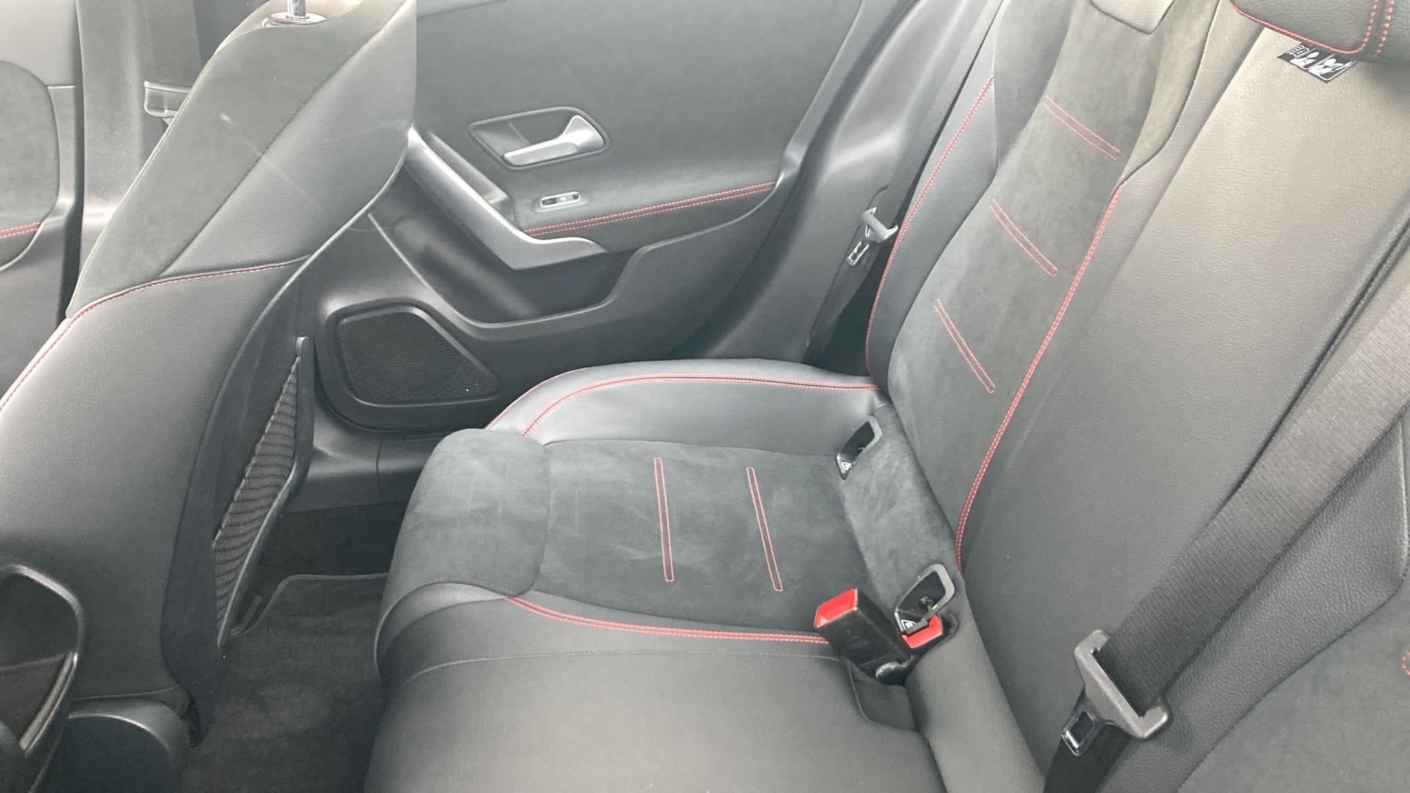 Mercedes-Benz A-Klasse 180 avec Climatisation