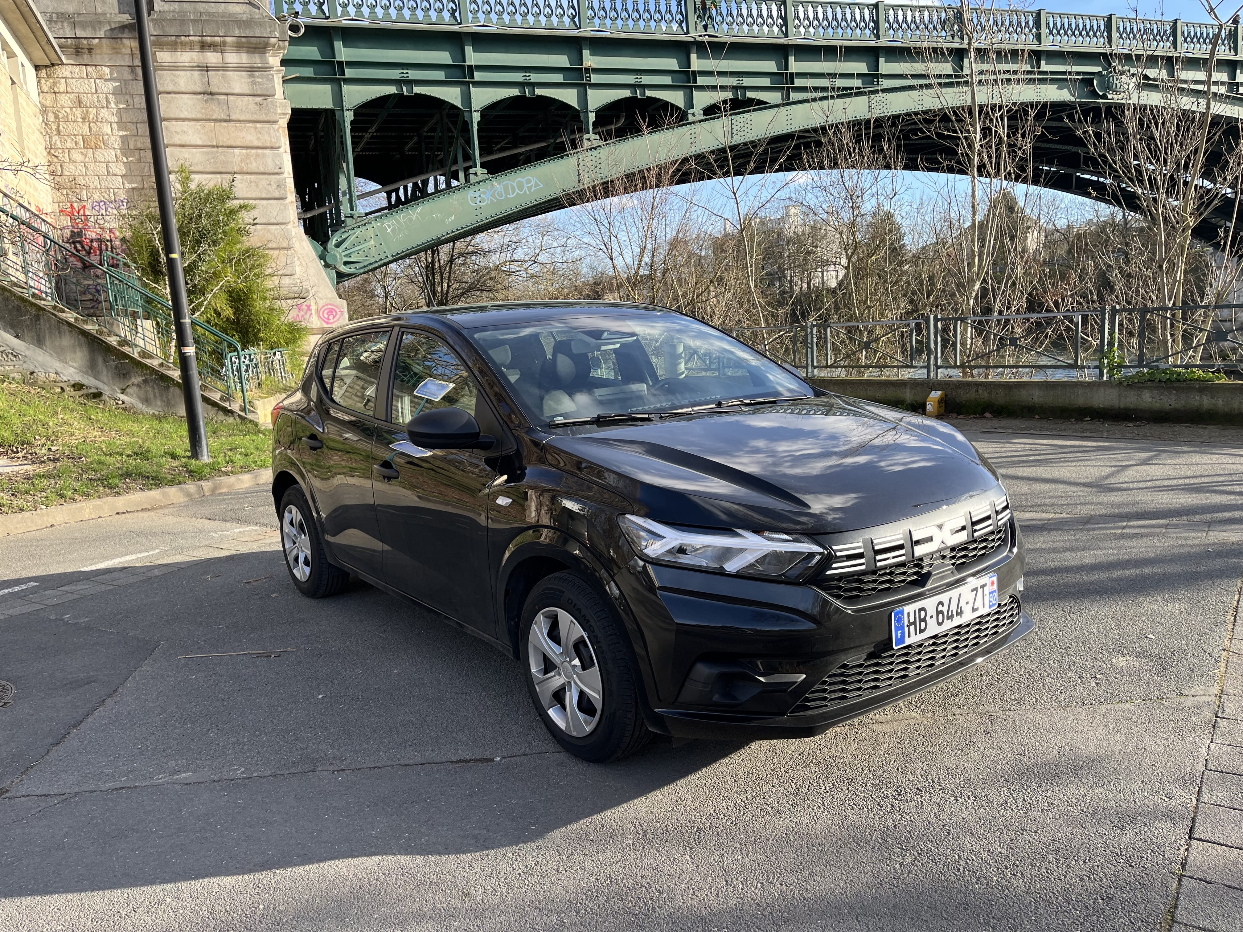 Dacia Sandero Essential, 2025, Essence 95