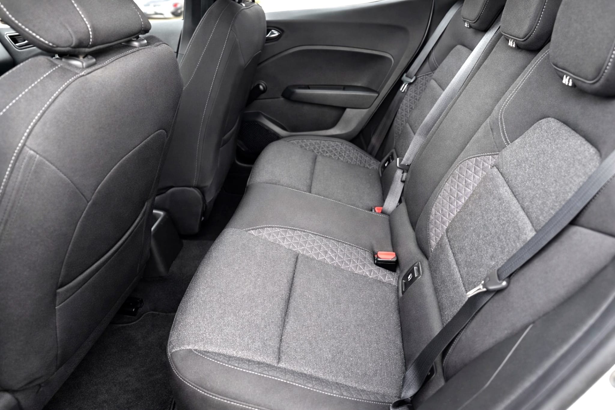 Renault Clio FW296LA - Athis-Mons avec Apple CarPlay
