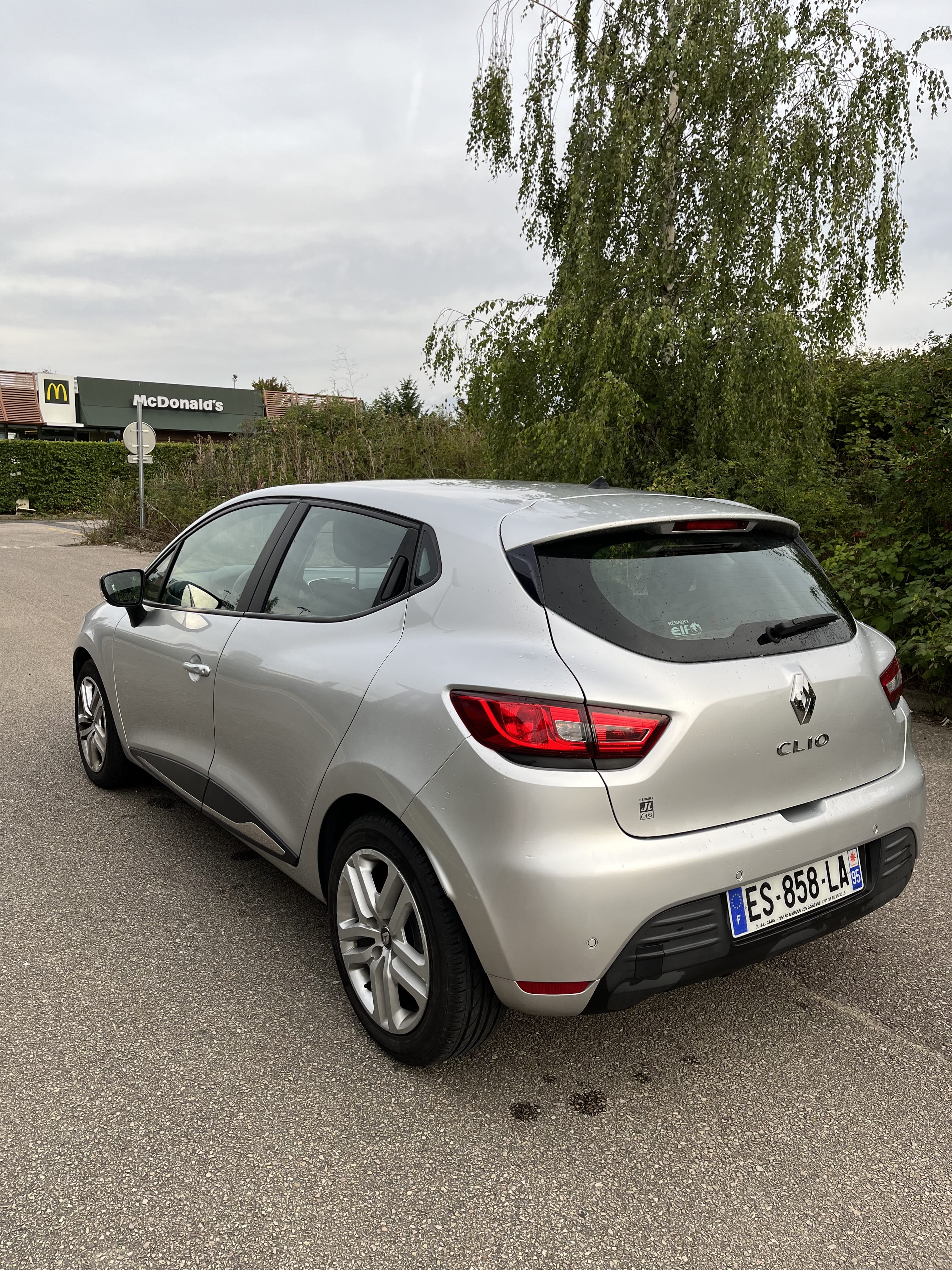 Renault Clio avec GPS