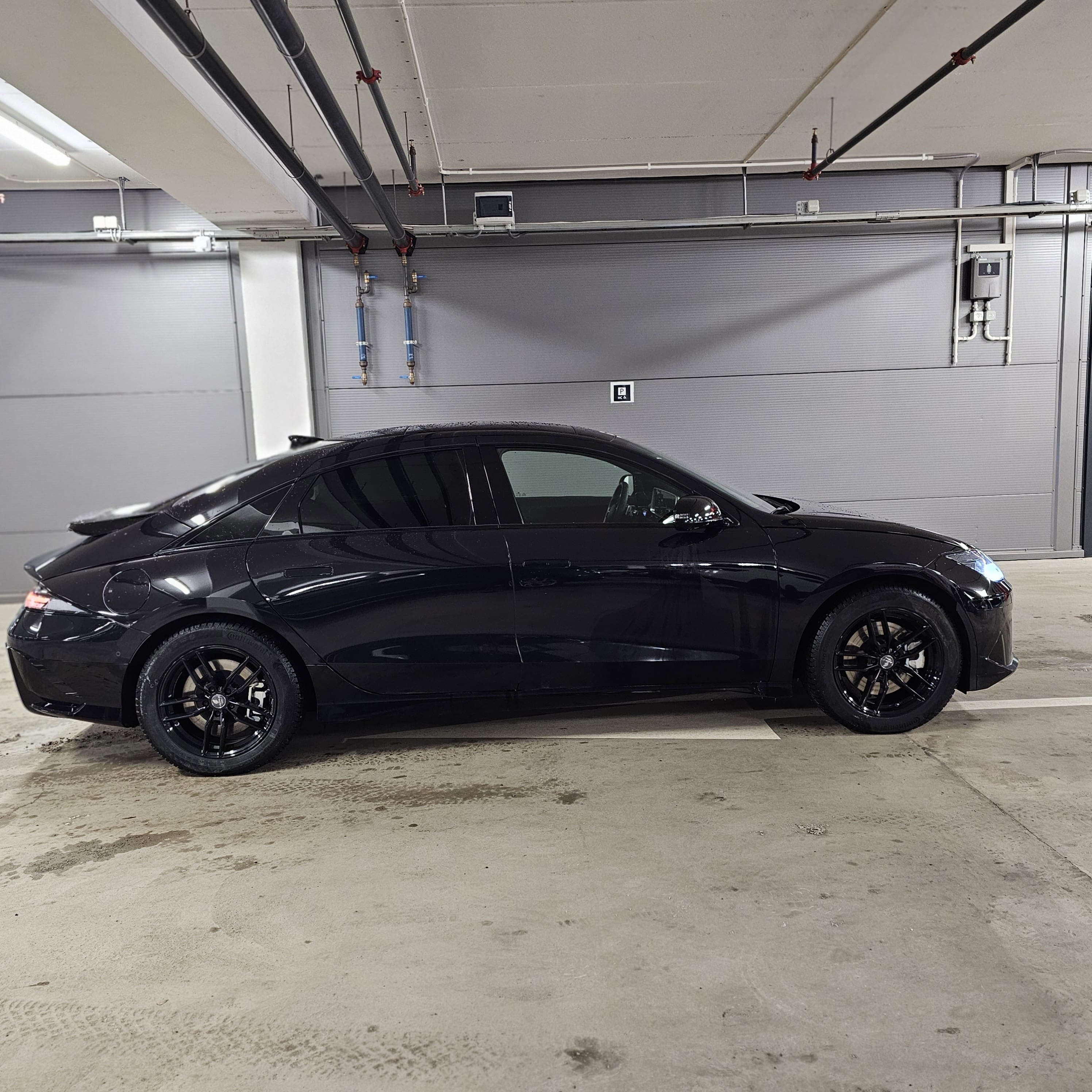Hyundai Ioniq 6 Ioniq 6 Long Range AWD Premium med Aircondition