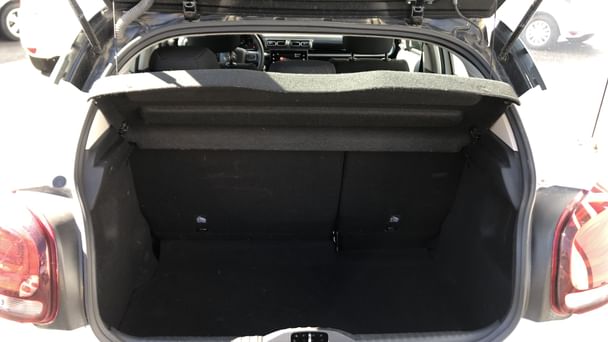 Citroen C3 Louez la Citroën C3 – Citadine Idéale à Bordeaux avec Stationnement Sécurisé ! avec Entrée audio / iPod