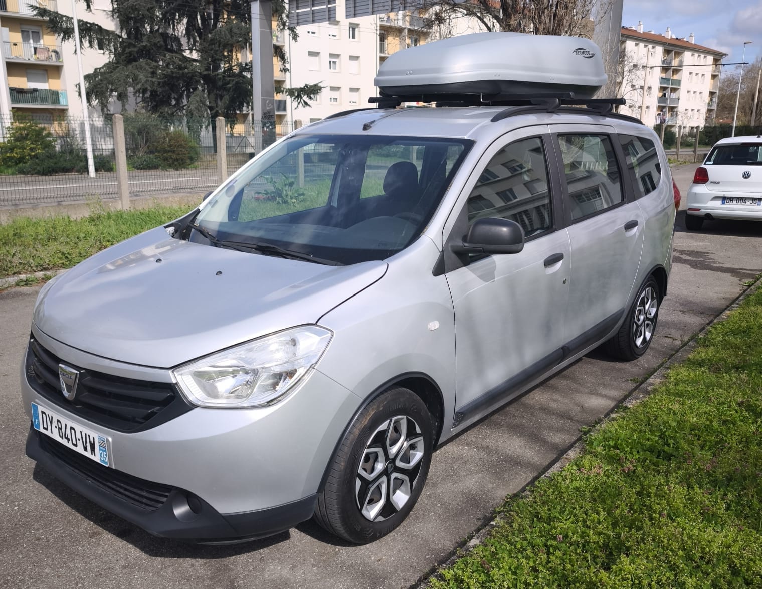 Dacia Lodgy, 2016, Essence 95, 7 places