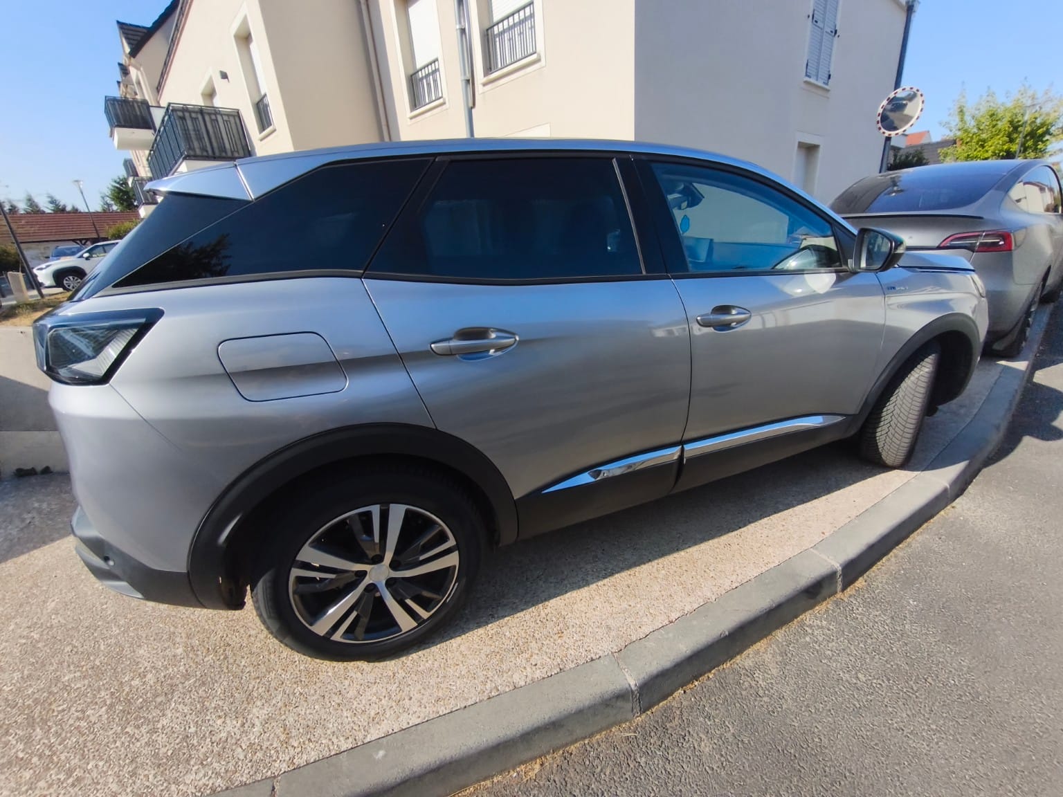 Peugeot 3008 avec GPS