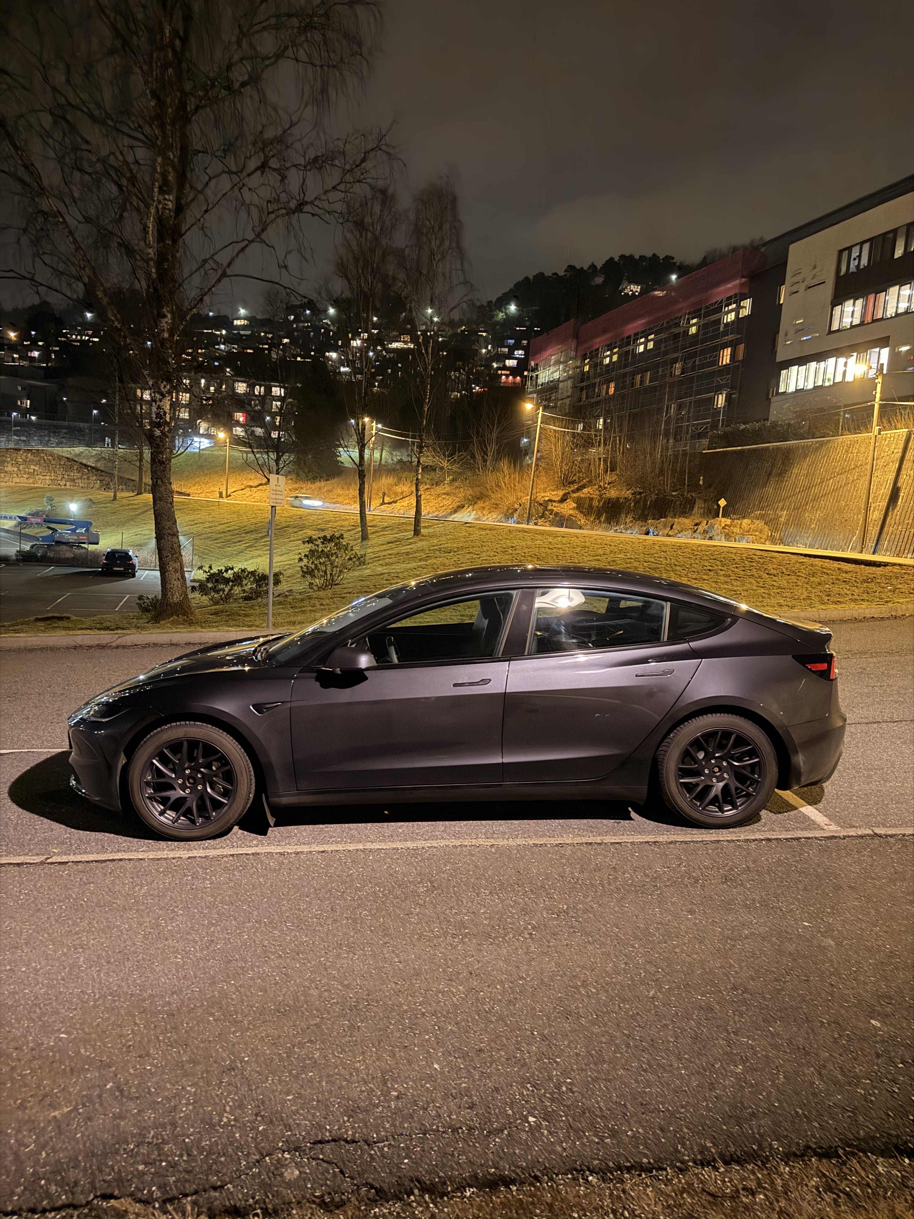 Tesla Model 3 Long Range AWD med Aircondition