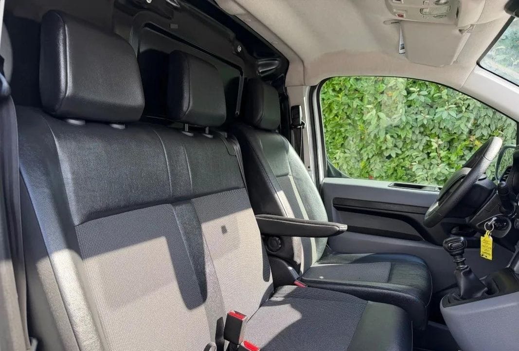 Peugeot Expert LONG HDI 145cv avec Climatisation