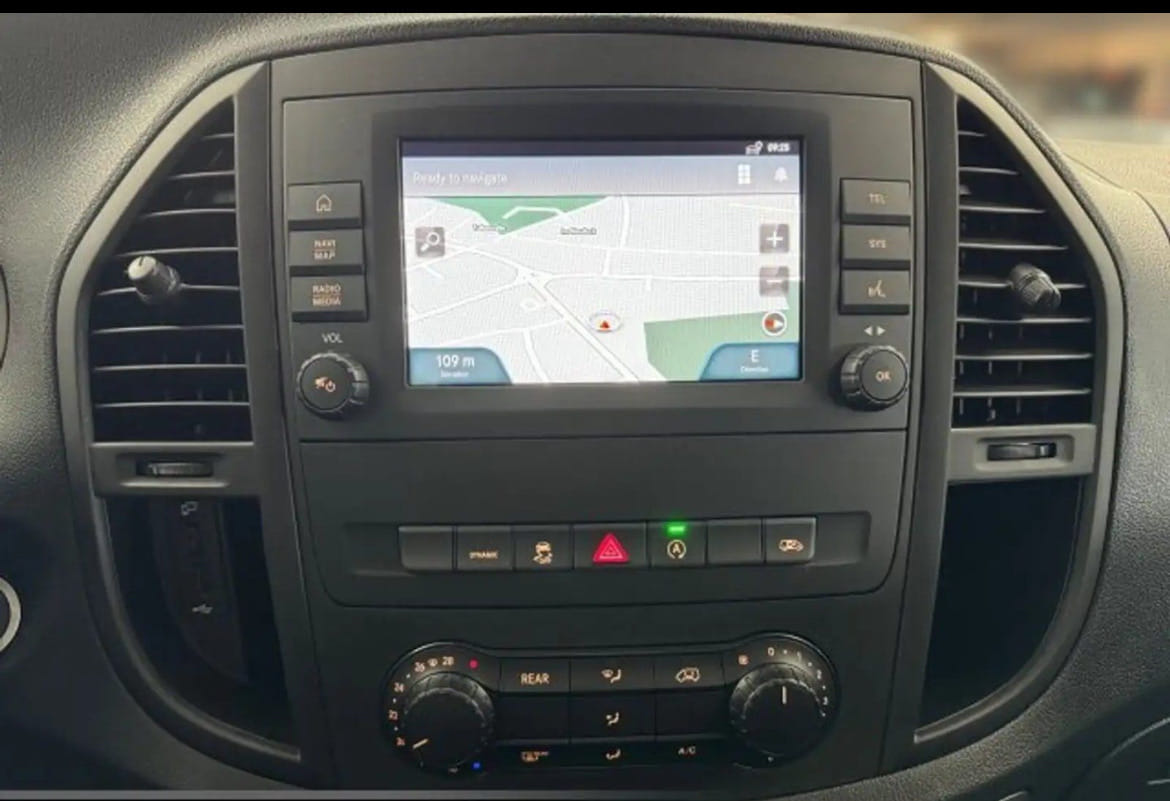 Mercedes-Benz Vito mit Kindersitz