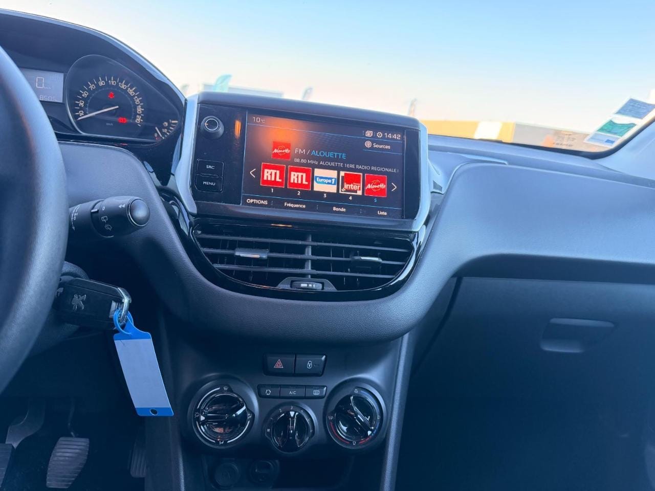 Peugeot 208 avec Régulateur de vitesse