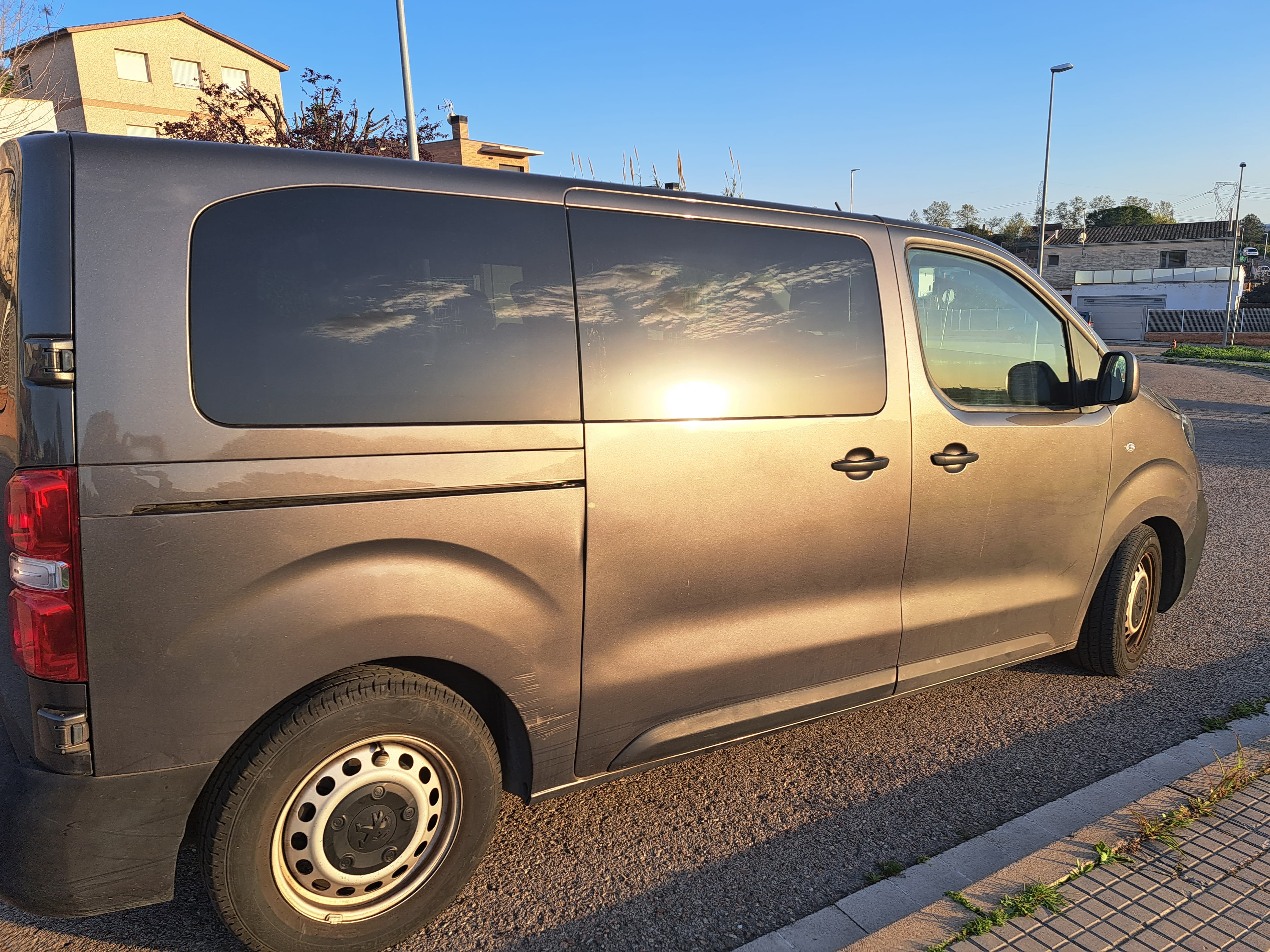 Peugeot Expert Combi con Aire acondicionado