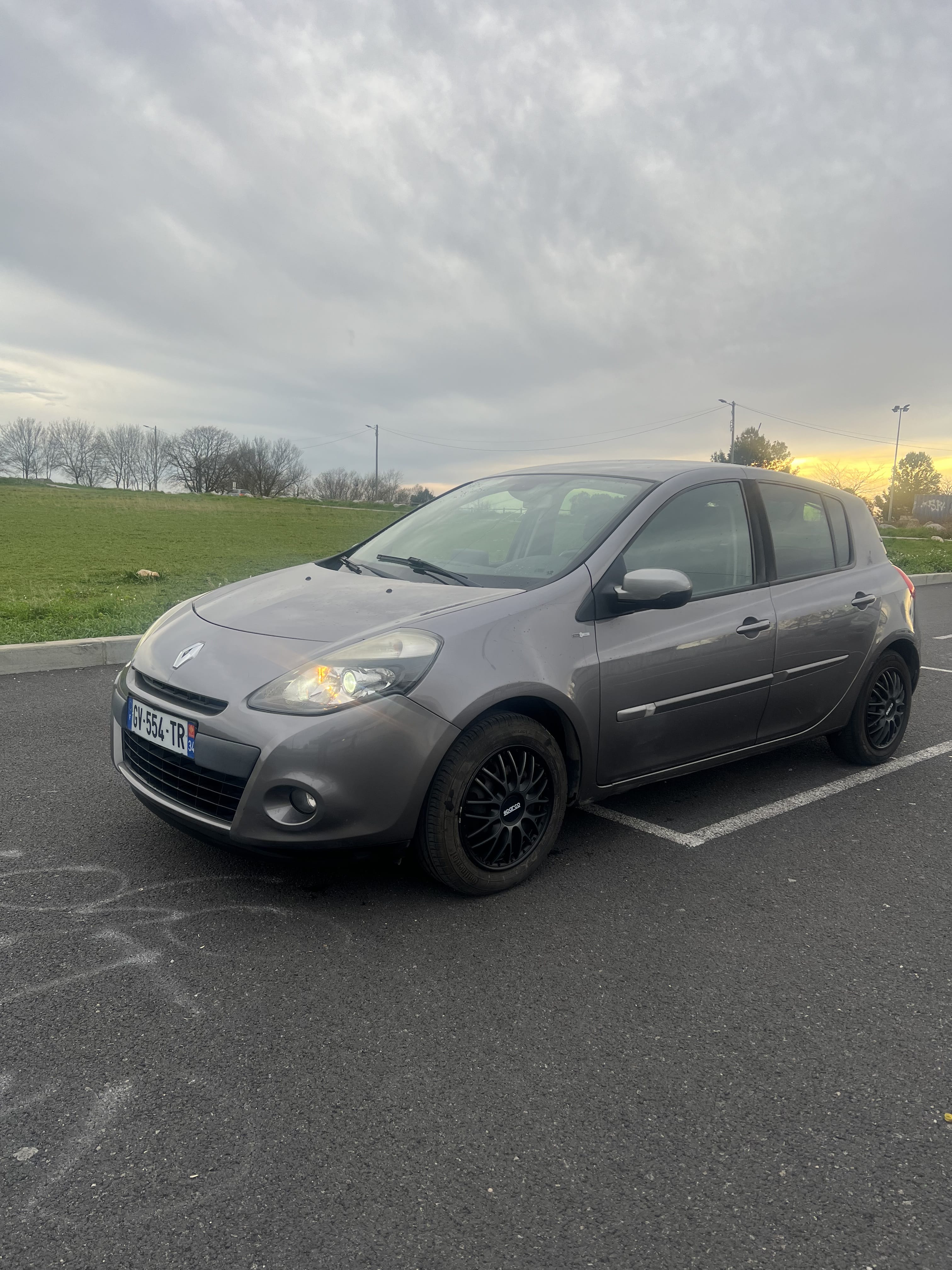 Renault Clio avec GPS