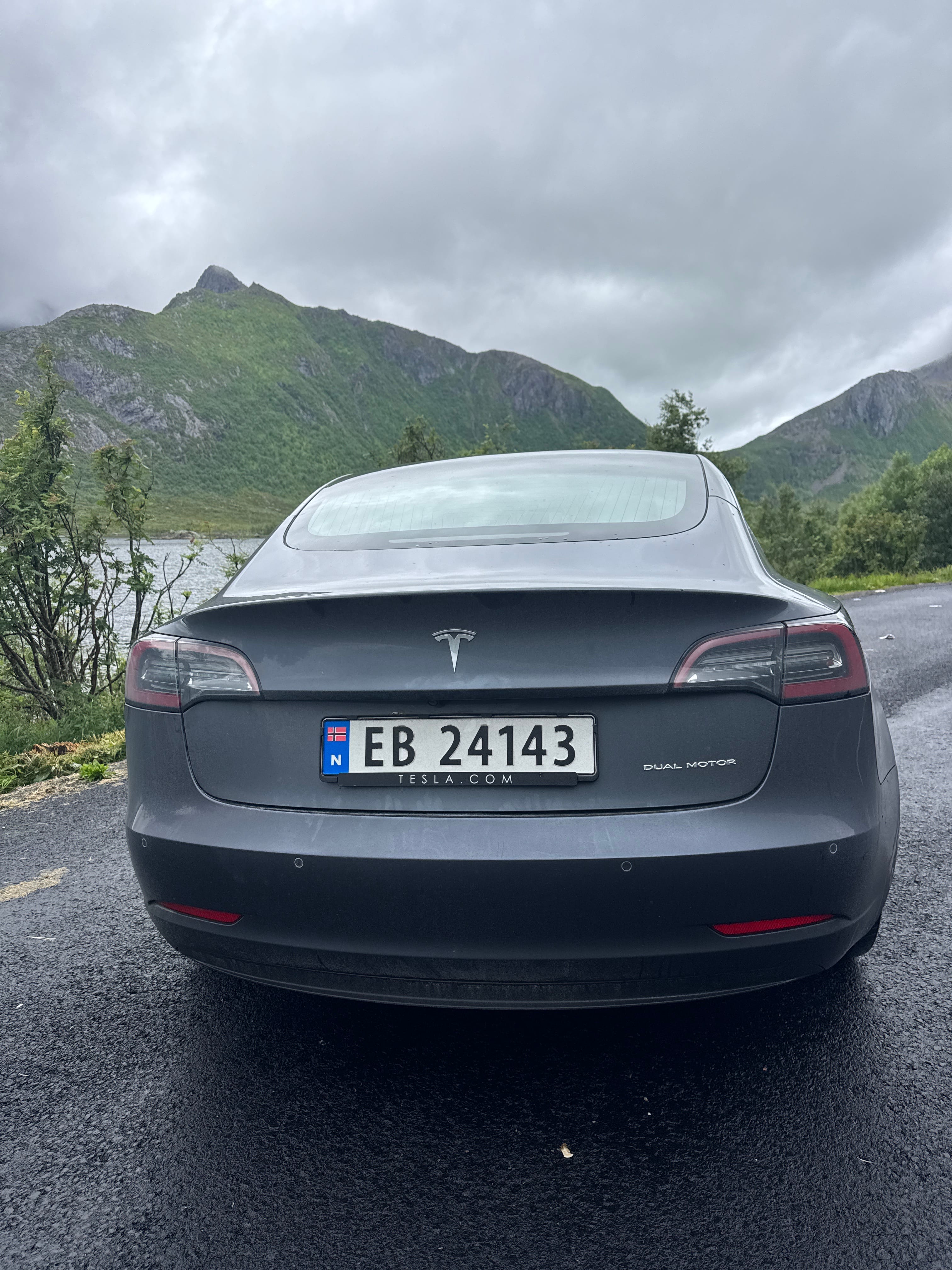 Tesla Model 3 Long Range med Dashcam