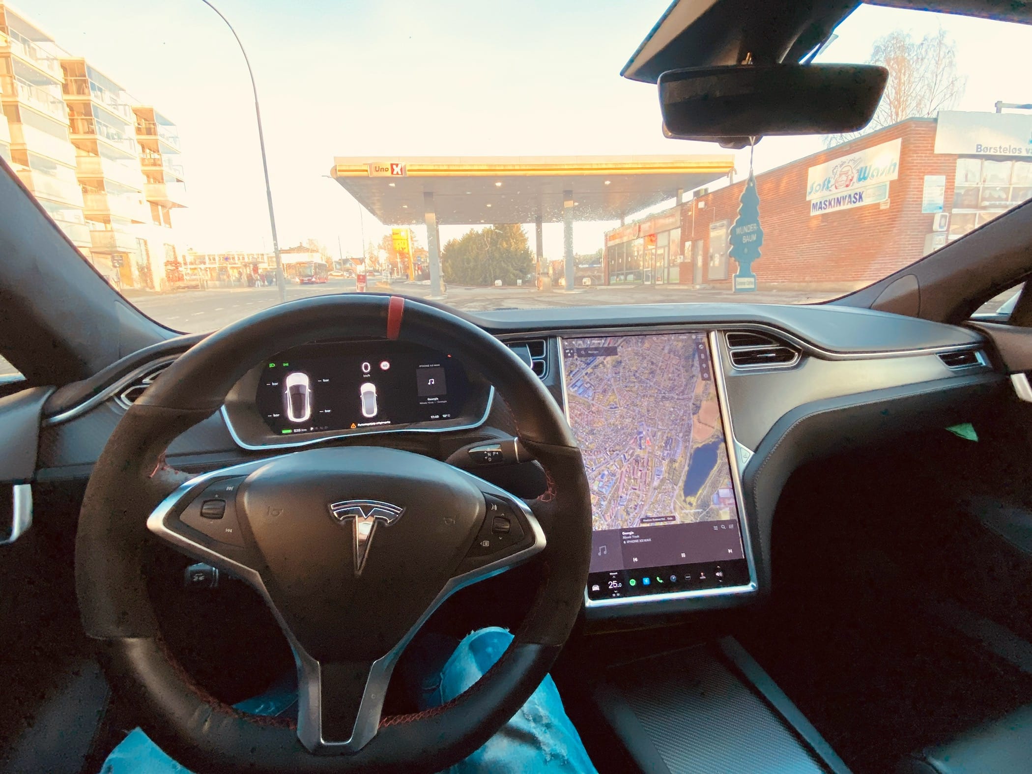 Tesla Model S Long Range med Dashcam