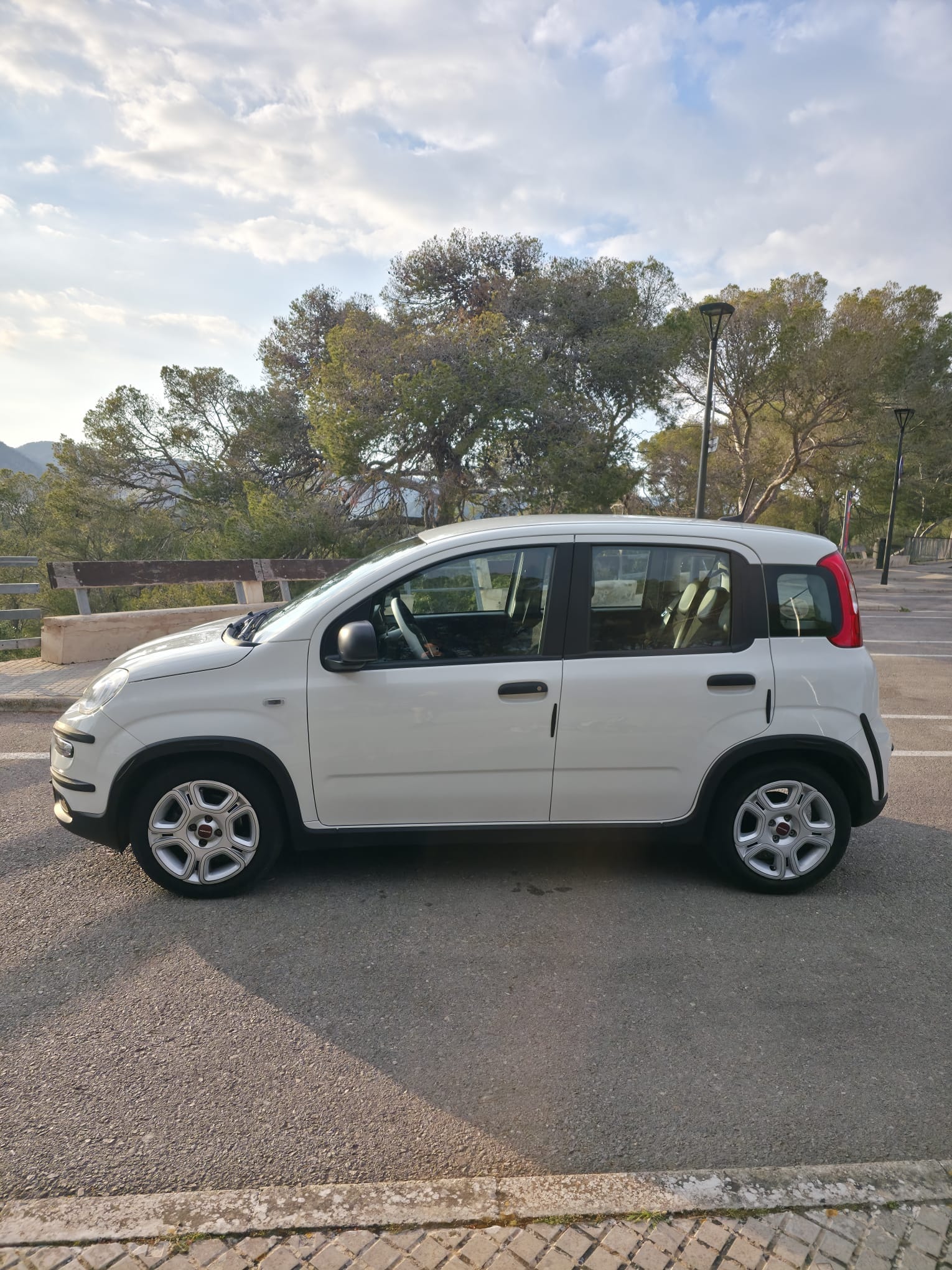 Fiat Panda Hybrid med Aircondition