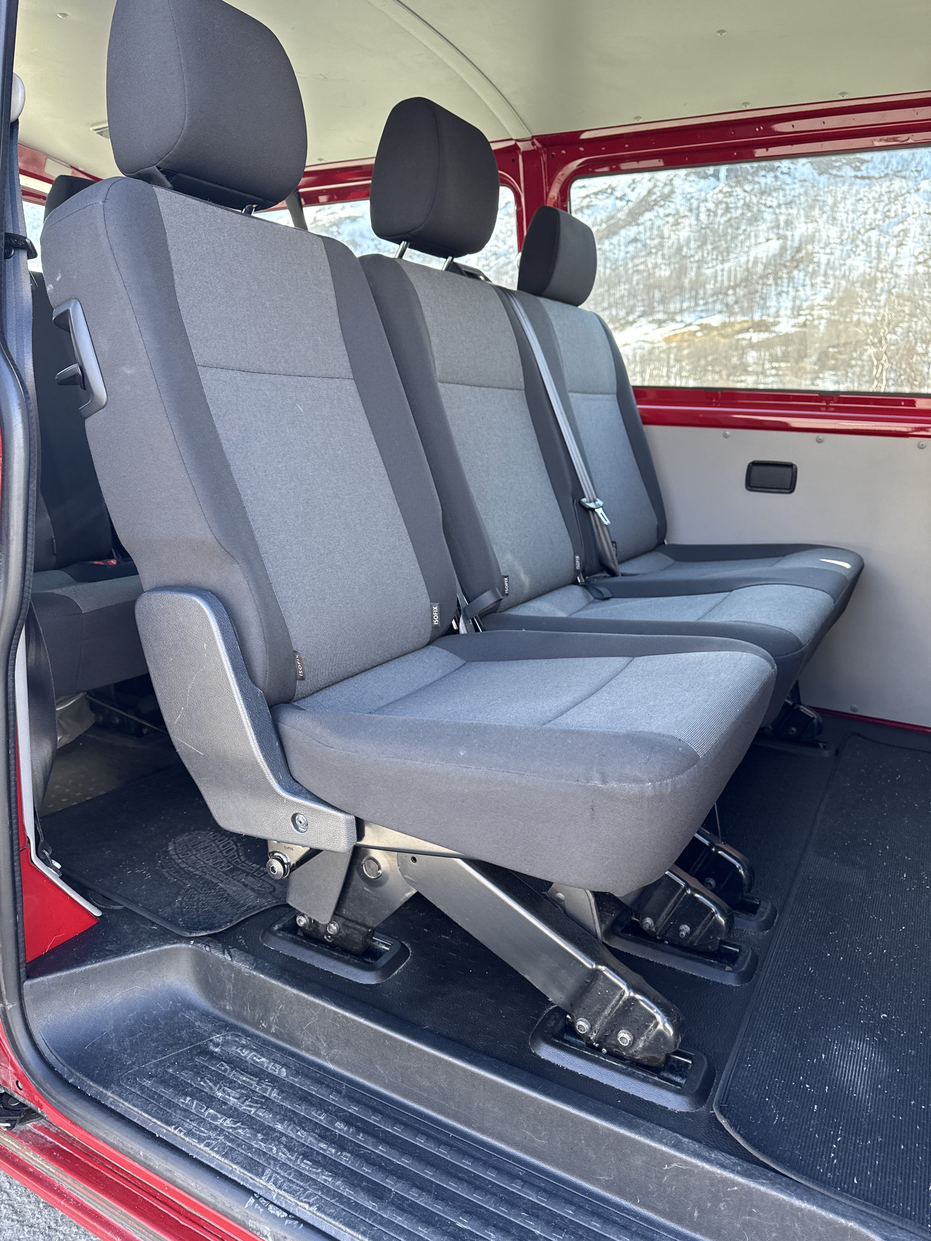 Volkswagen Transporter Combi 4x4  9 seats  Extra Long med Babysete