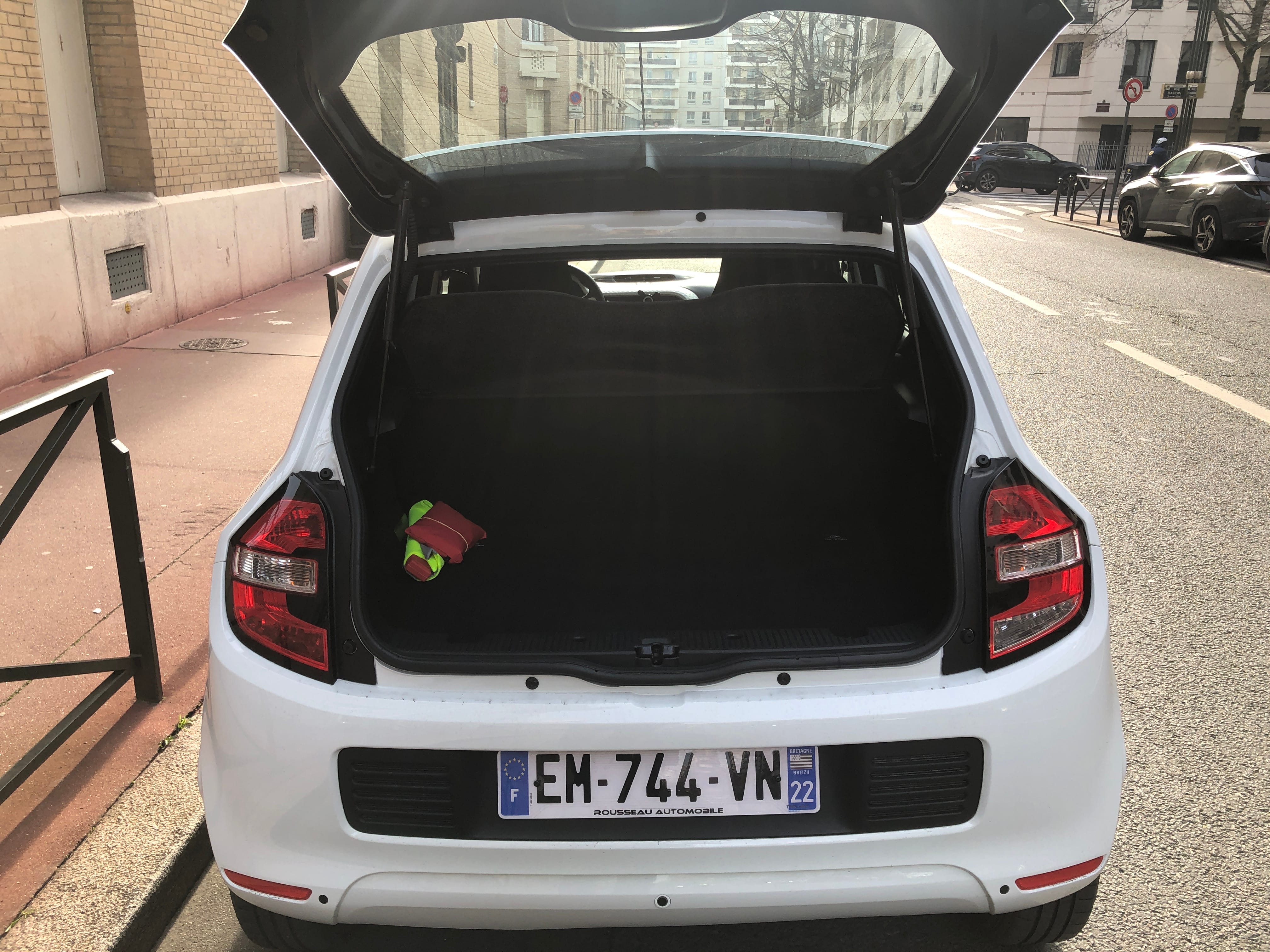 Renault Twingo III essence 98