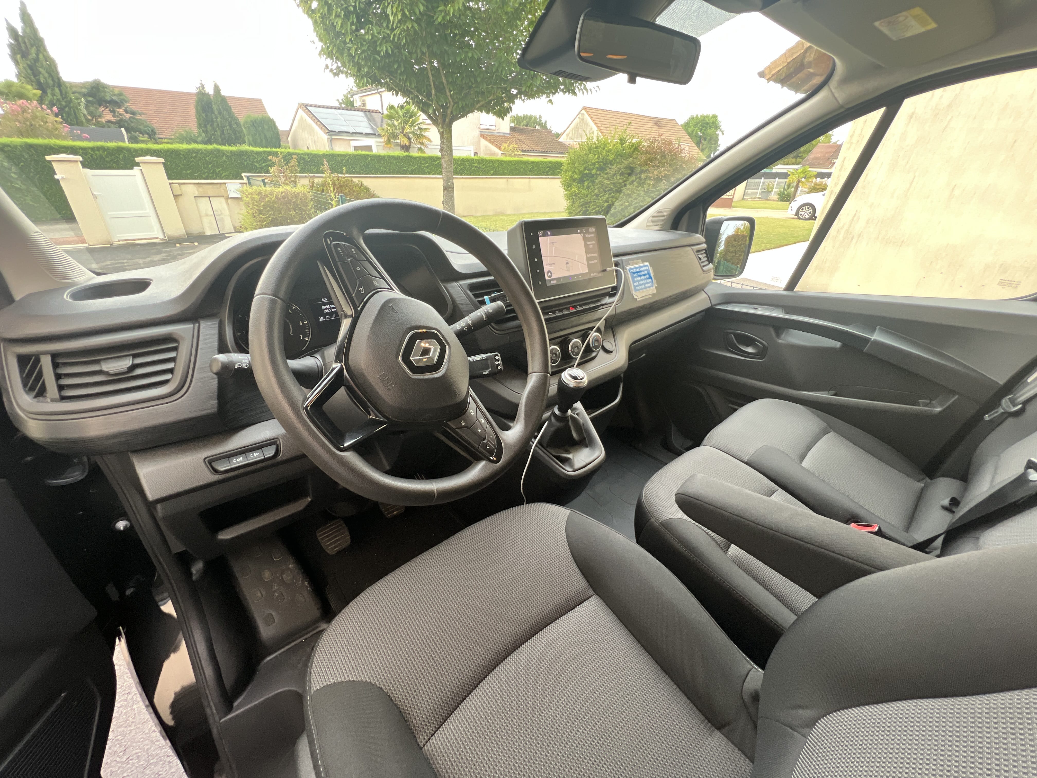 Renault Trafic Passenger avec GPS