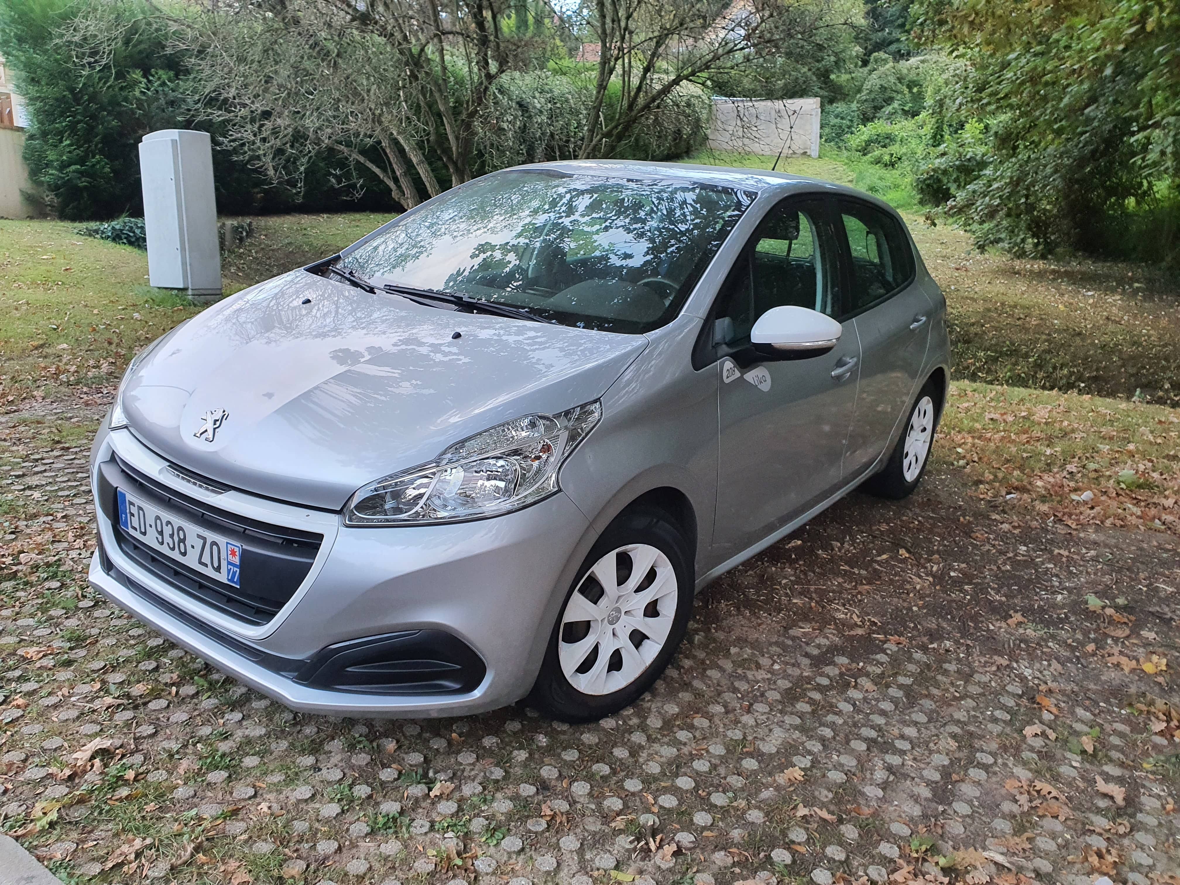 Peugeot 208, 2016, Essence 98