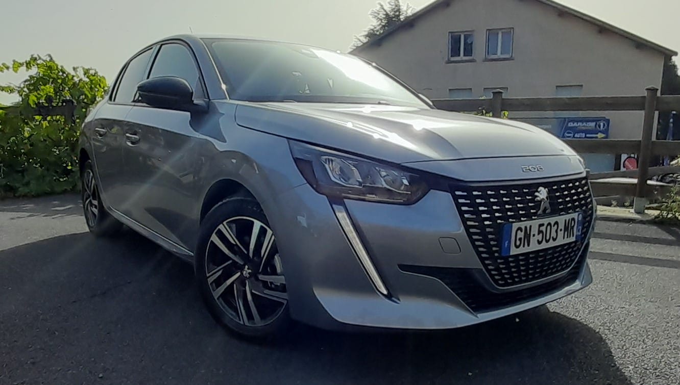 Peugeot 208 1.2 100cv active, 2023, Essence 98