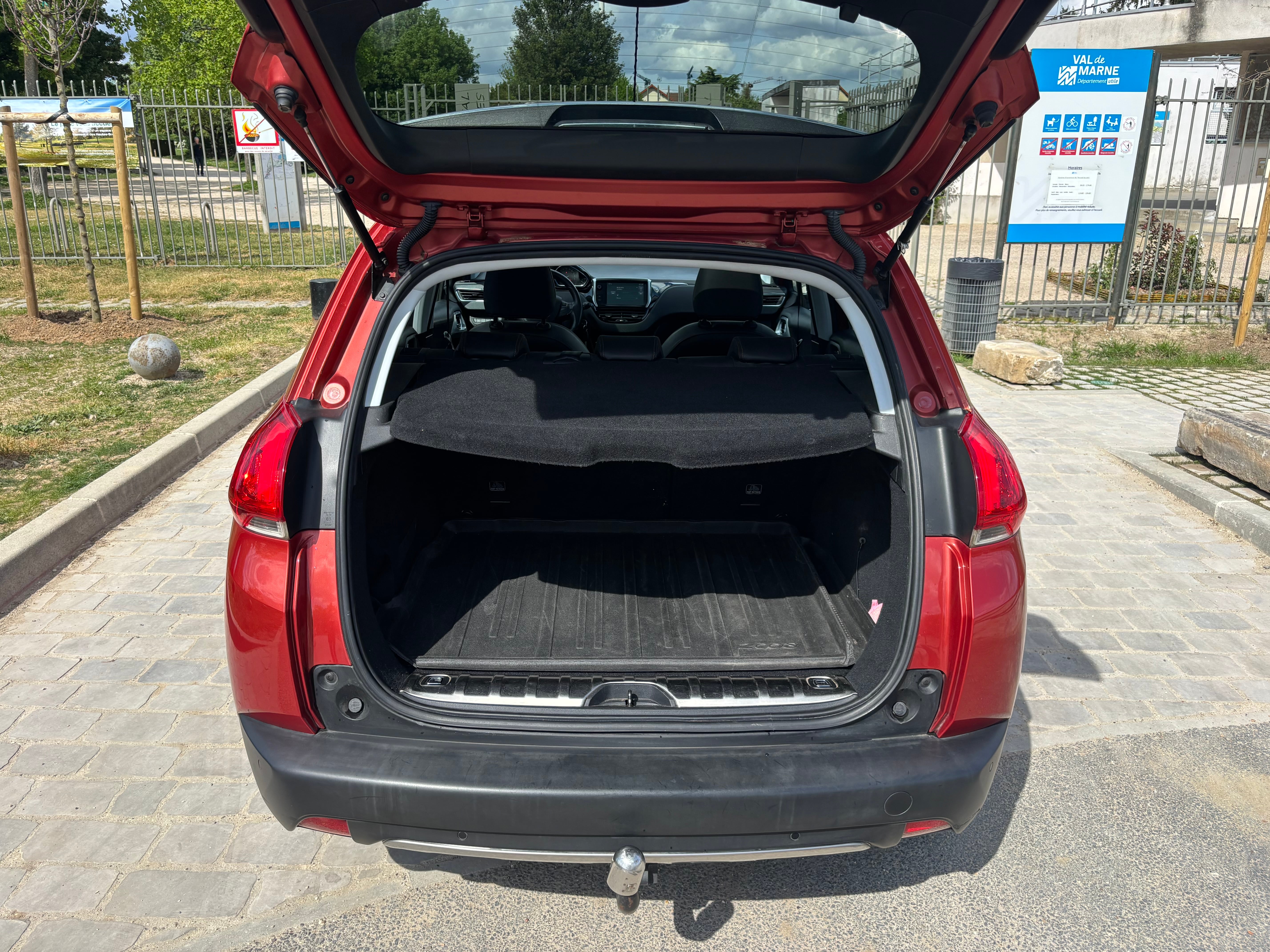 Peugeot 2008 avec Port USB