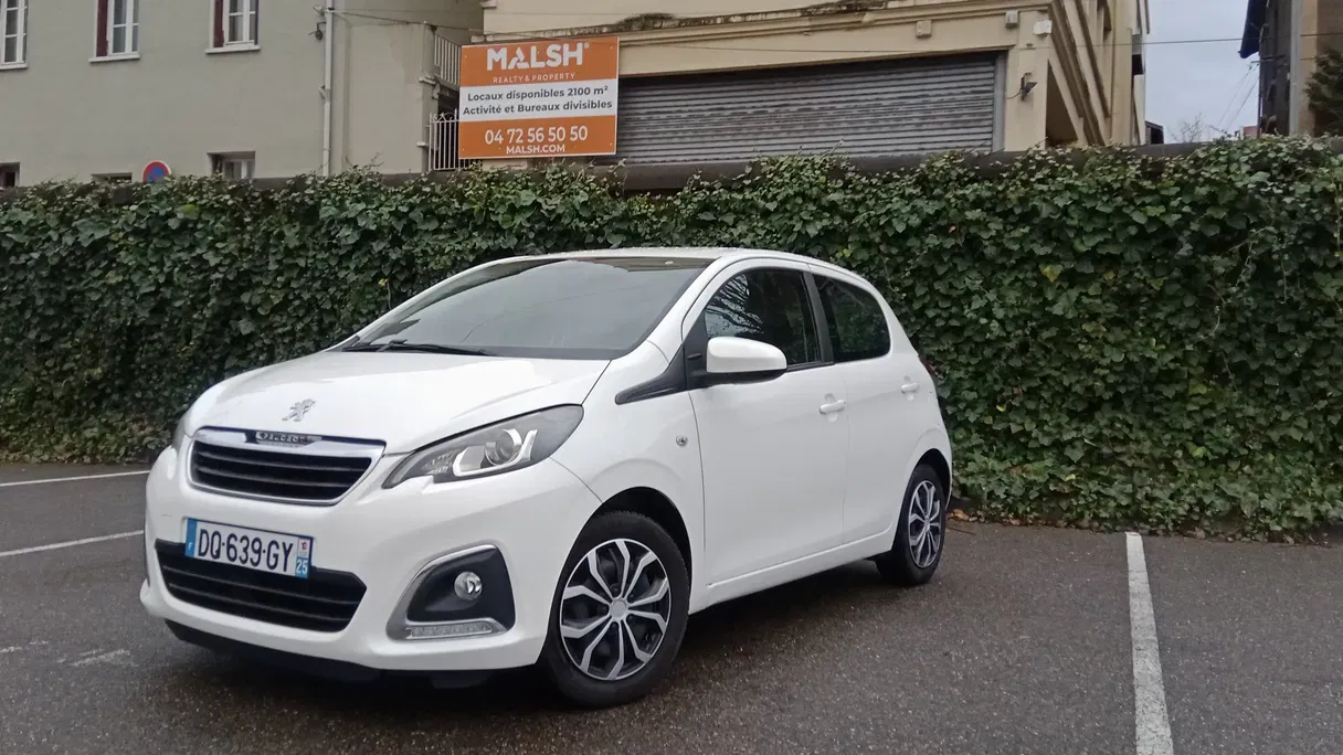 Peugeot 108 5 portes, 2015, Essence 95