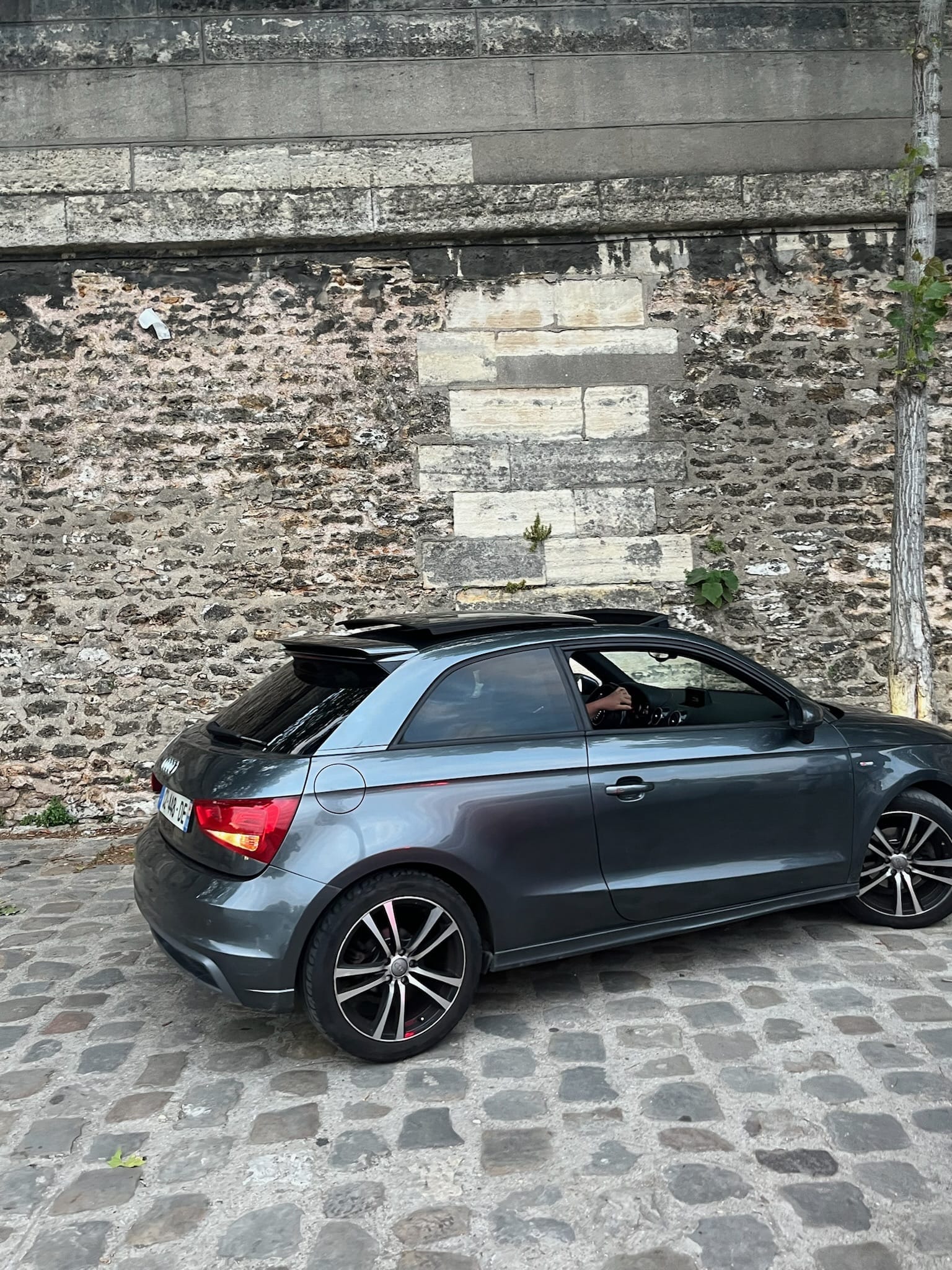 Audi A1 190cv s line avec Audio Bluetooth