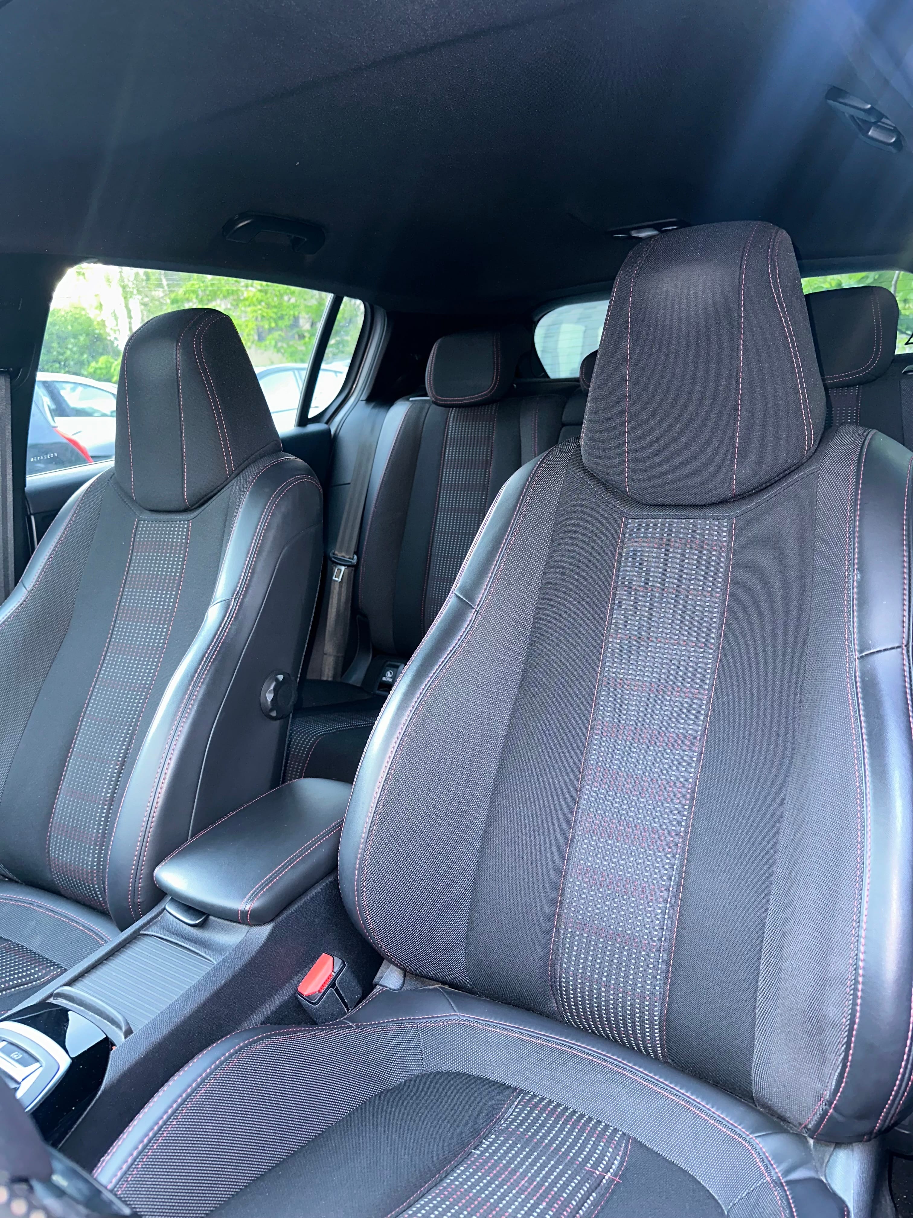 Peugeot 308 avec GPS