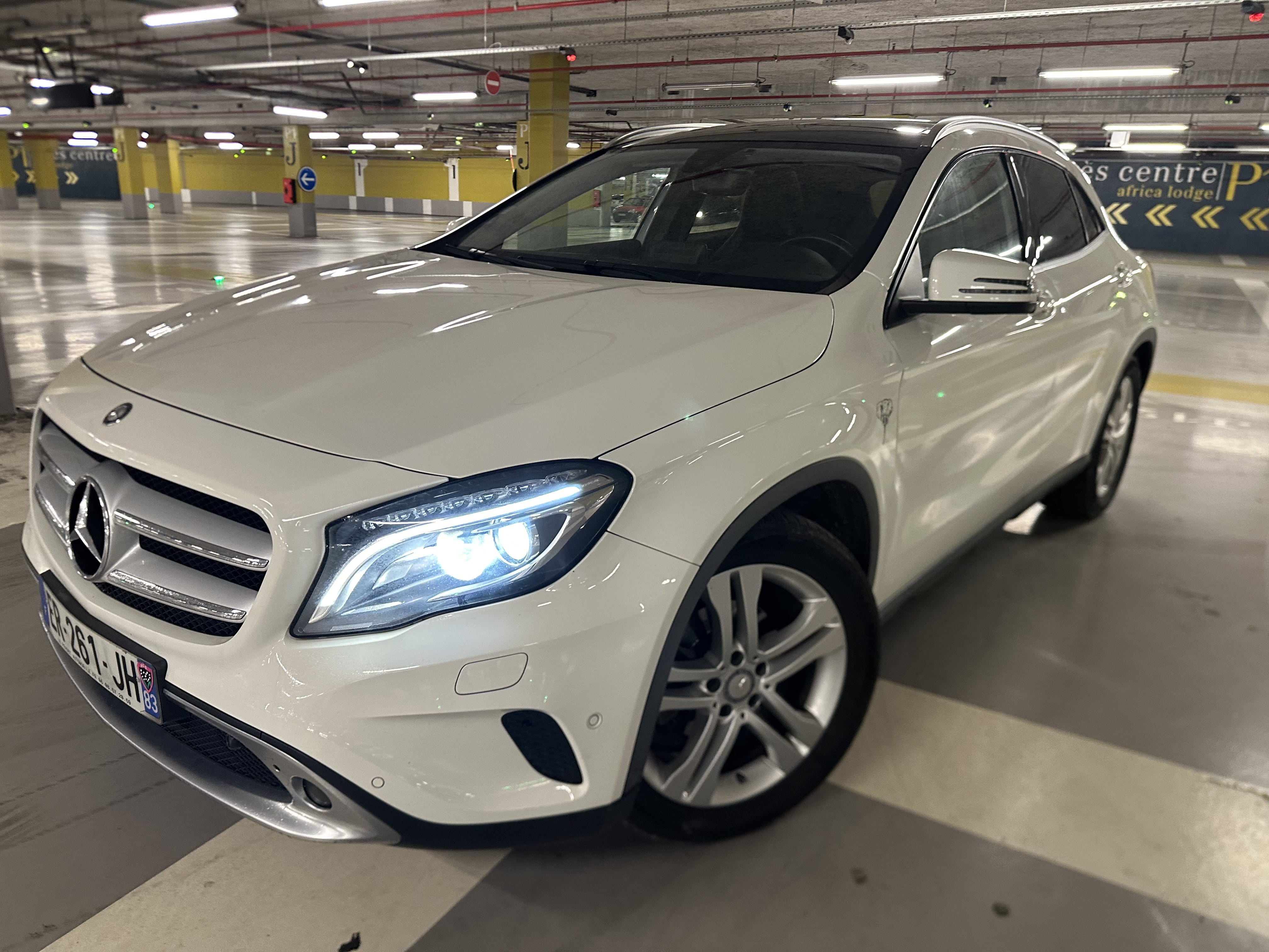 Mercedes-Benz Classe GLA avec Climatisation