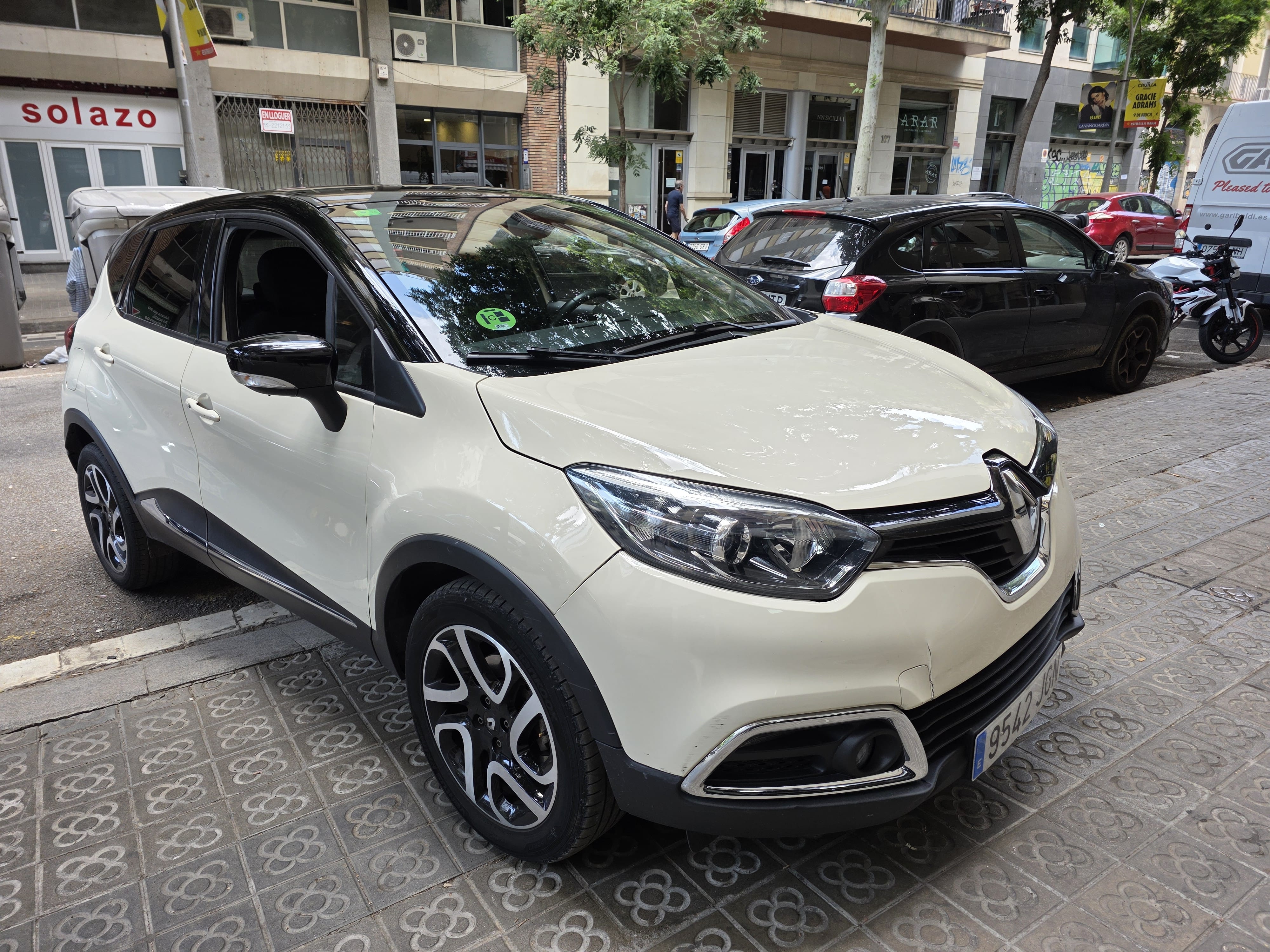 Renault Captur mit Navigationsgerät