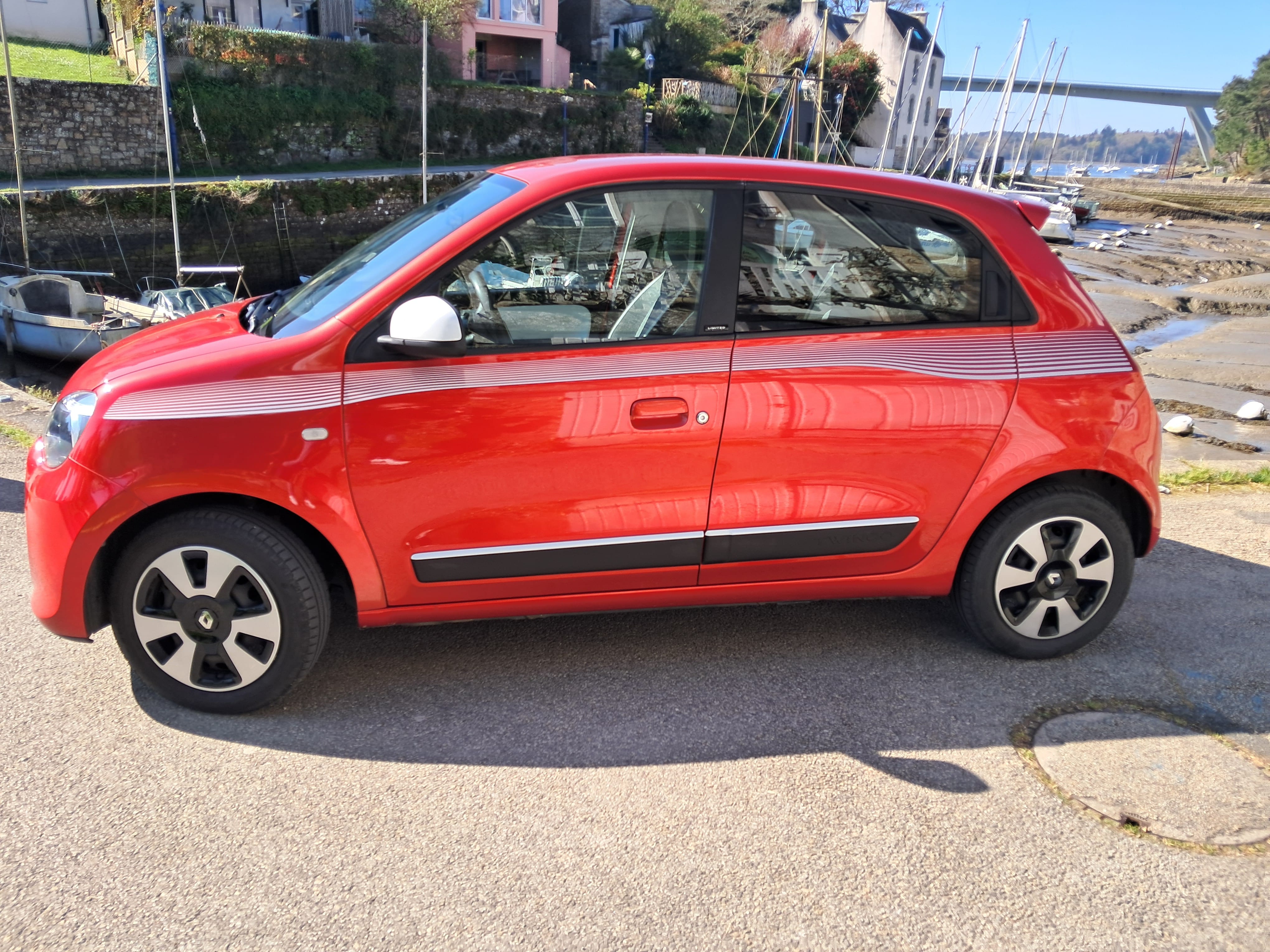 Renault Twingo III avec Climatisation