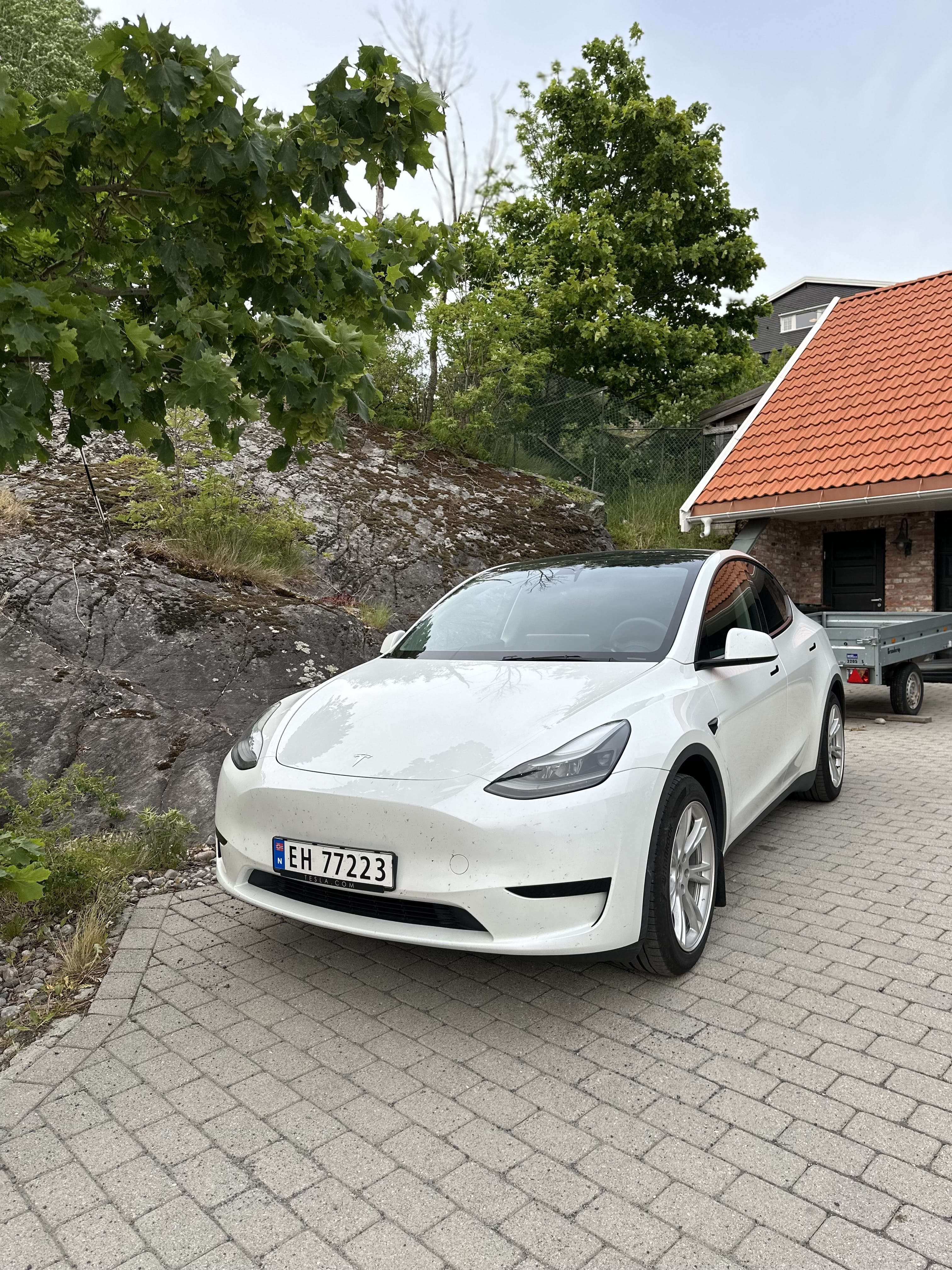 Tesla Model Y, 2024, Elektrisk, automatisk