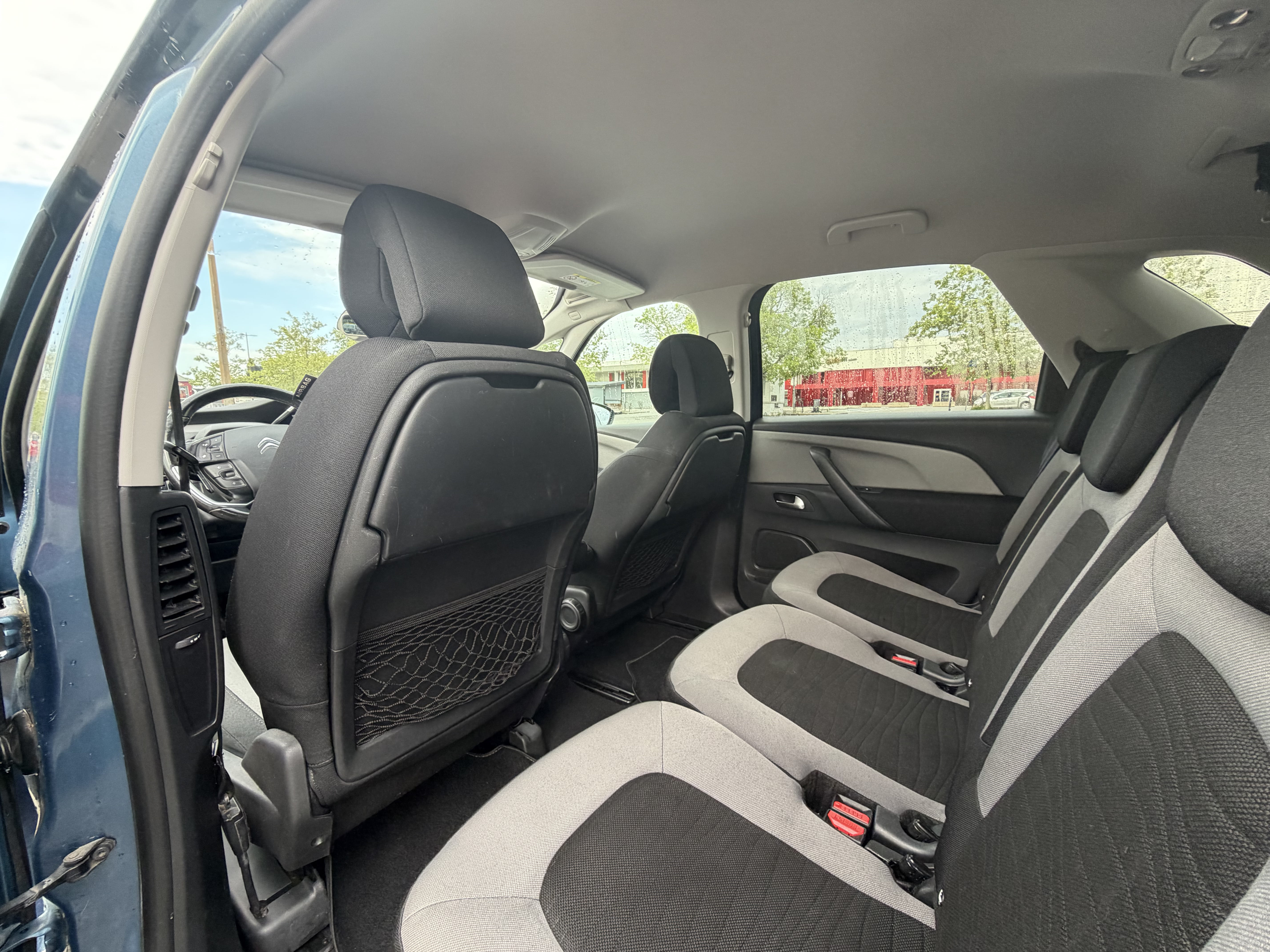 Citroen C4 Picasso avec Siège bébé