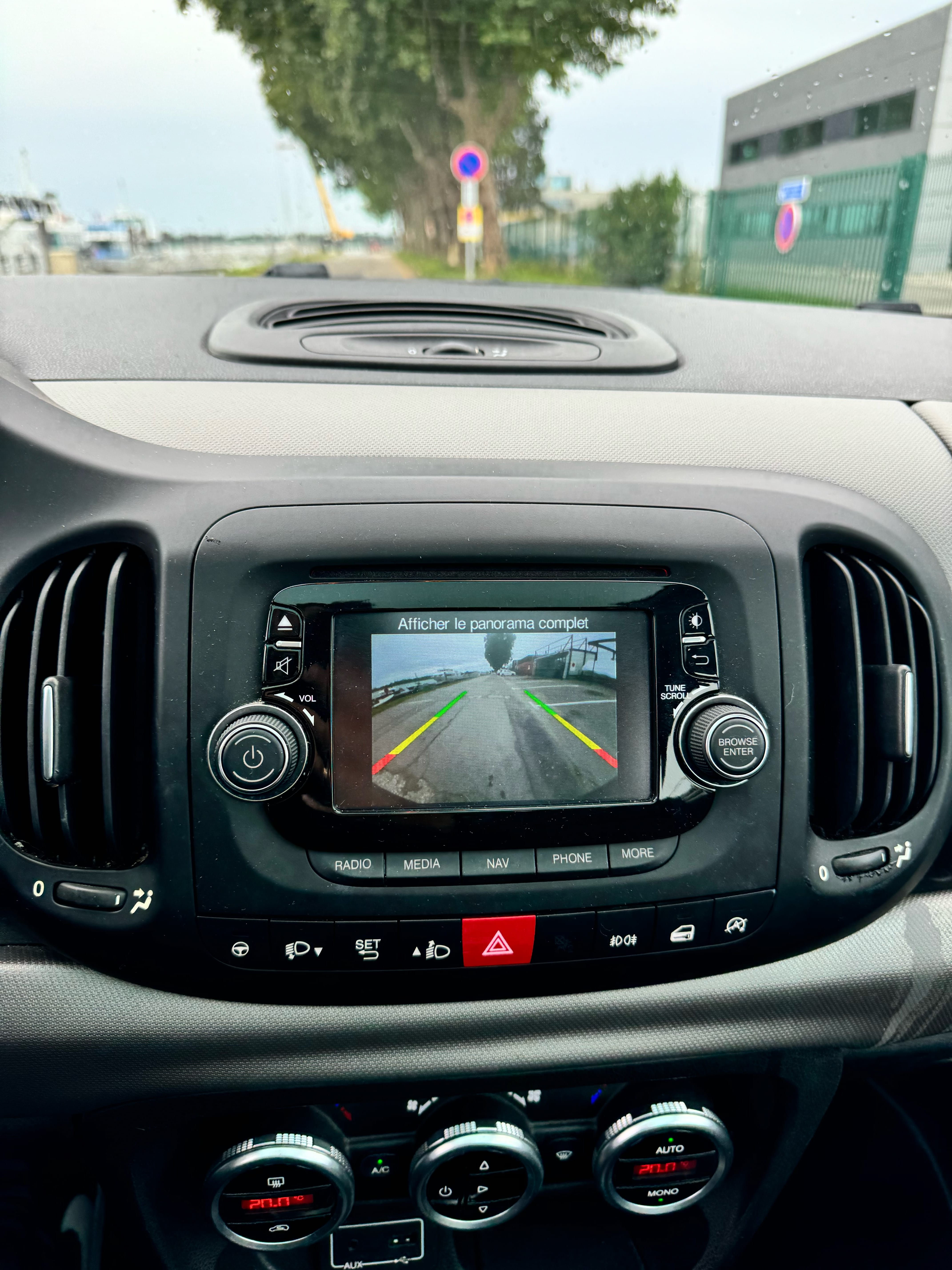 Fiat 500L avec Siège bébé