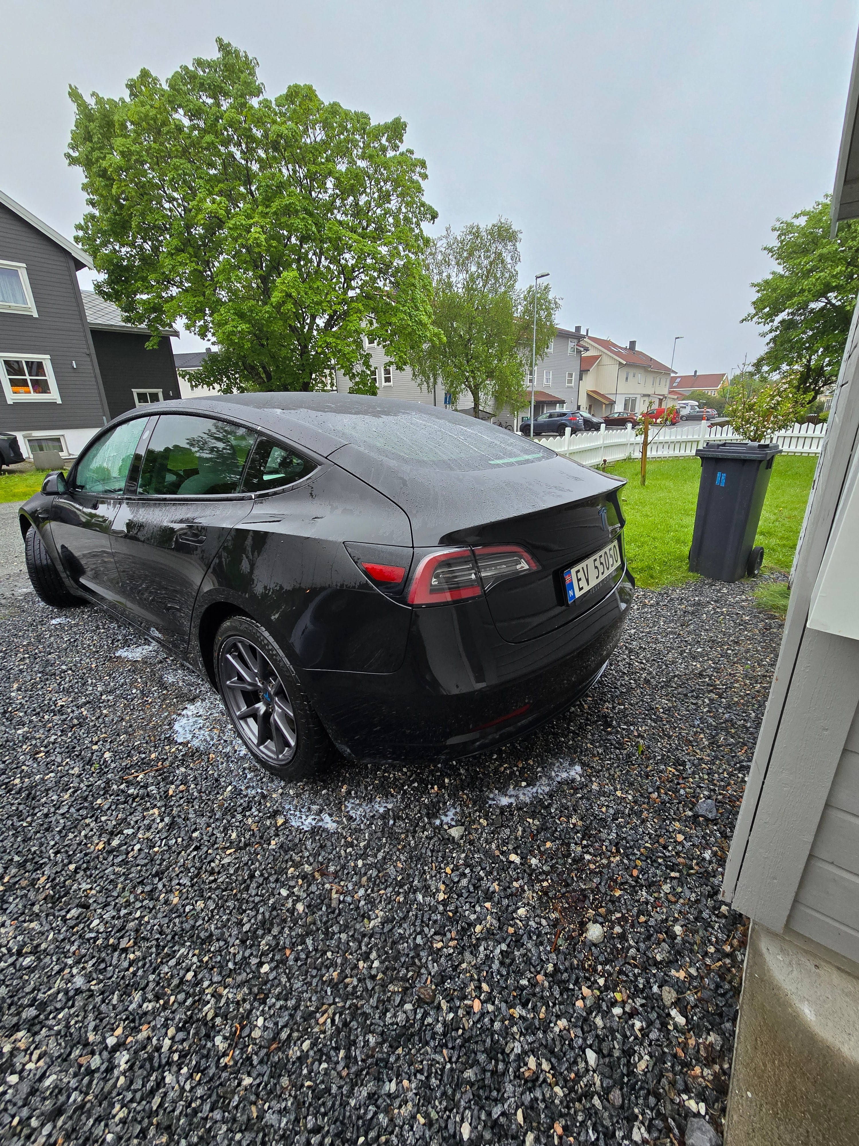 Tesla Model 3 Long Range med GPS
